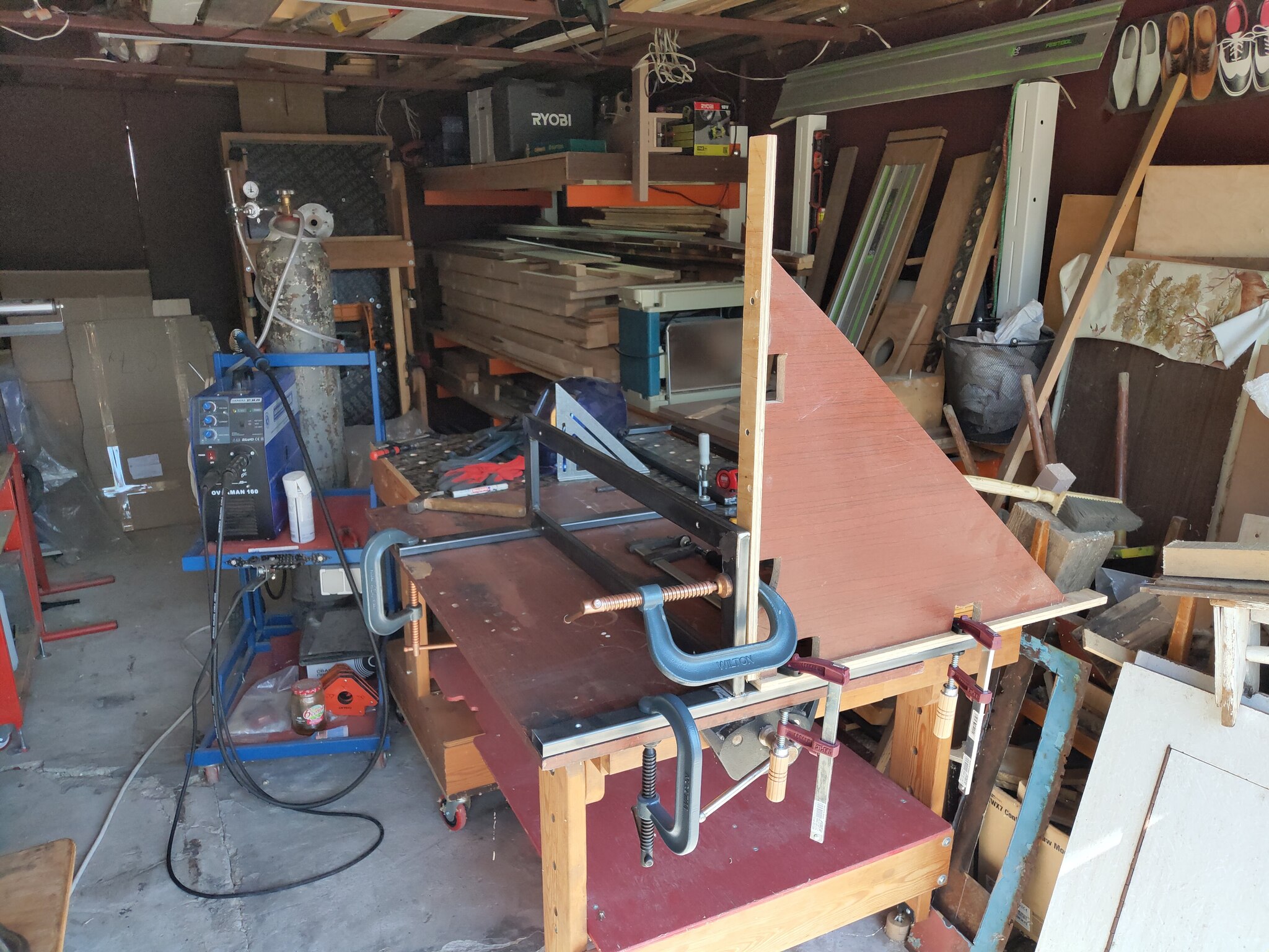 Folding mobile workbench (part 3) - My, Workbench, With your own hands, Dacha, Milling machine, Vise, Longpost