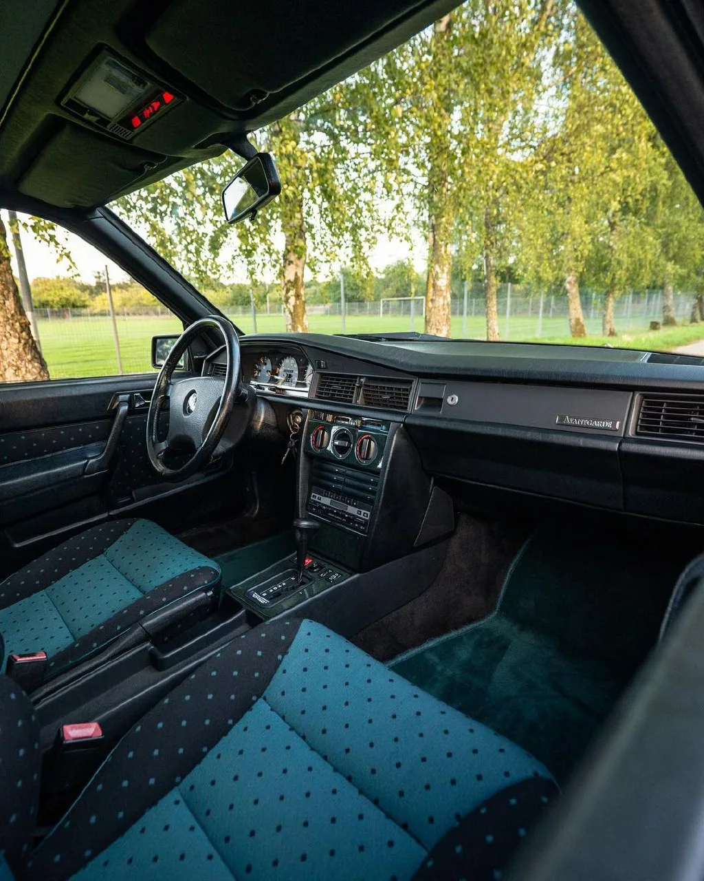 Interior Mercedes-Benz 190D 2.5 Avantgarde Verde - Auto, Tuning, Mercedes, Transport, 190e, Longpost