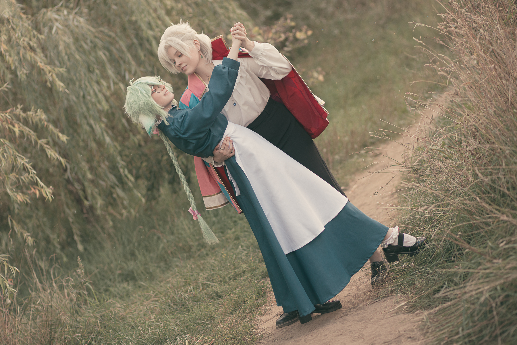 Albedo/Sucrose/Cosplay/Howl's Moving Castle AU - My, Cosplay, Genshin impact, Albedo, Sucrose, Howl, Sophie, Anime, Longpost