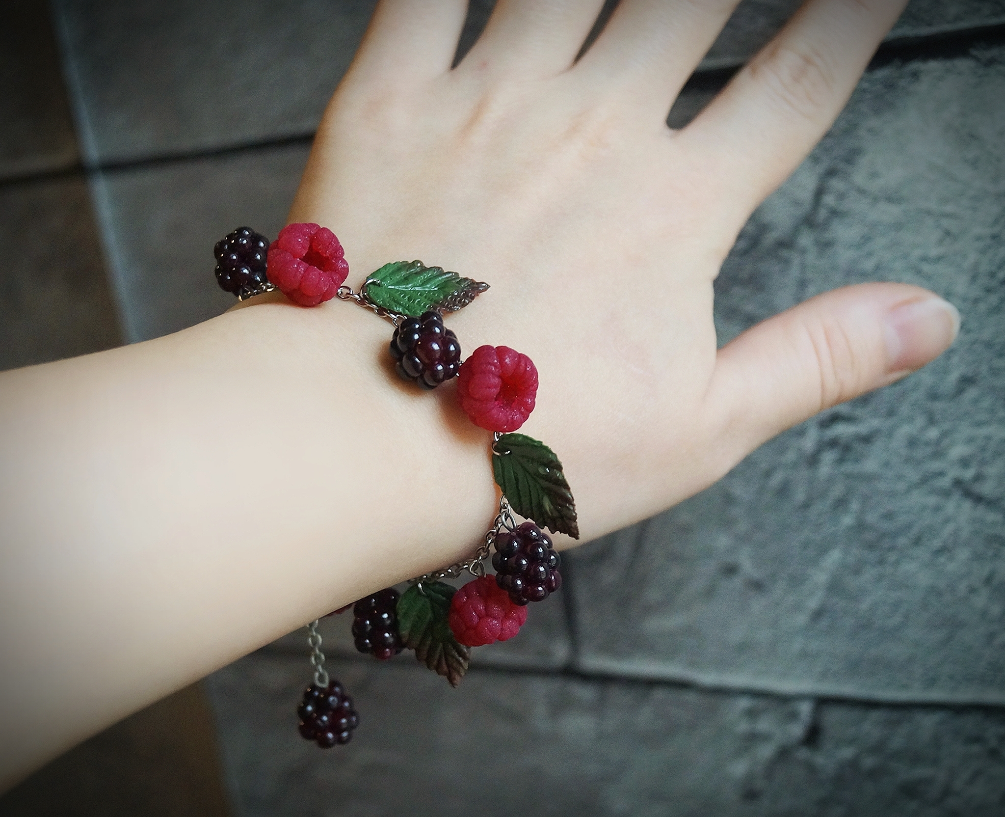 Have you seen raspberries in September? - My, Лепка, Polymer clay, Needlework without process, Creation, Berries, Raspberries, Decoration, Nature, Longpost