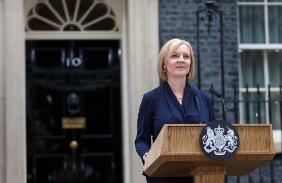 Bloomberg: Truss should step down as UK prime minister, more than half of Britons say - Politics, Translated by myself, Great Britain, Survey, Liz Truss