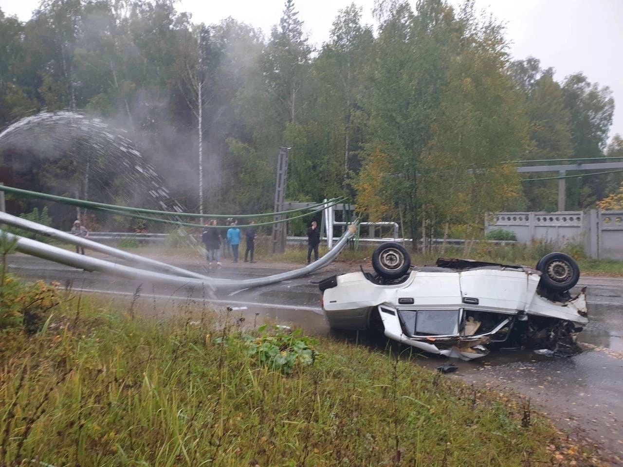 In the Nizhny Novgorod region, KamAZ demolished pipes with a crane - Kamaz, Road accident, Rukozhop, Oddities, Video, Soundless, Longpost