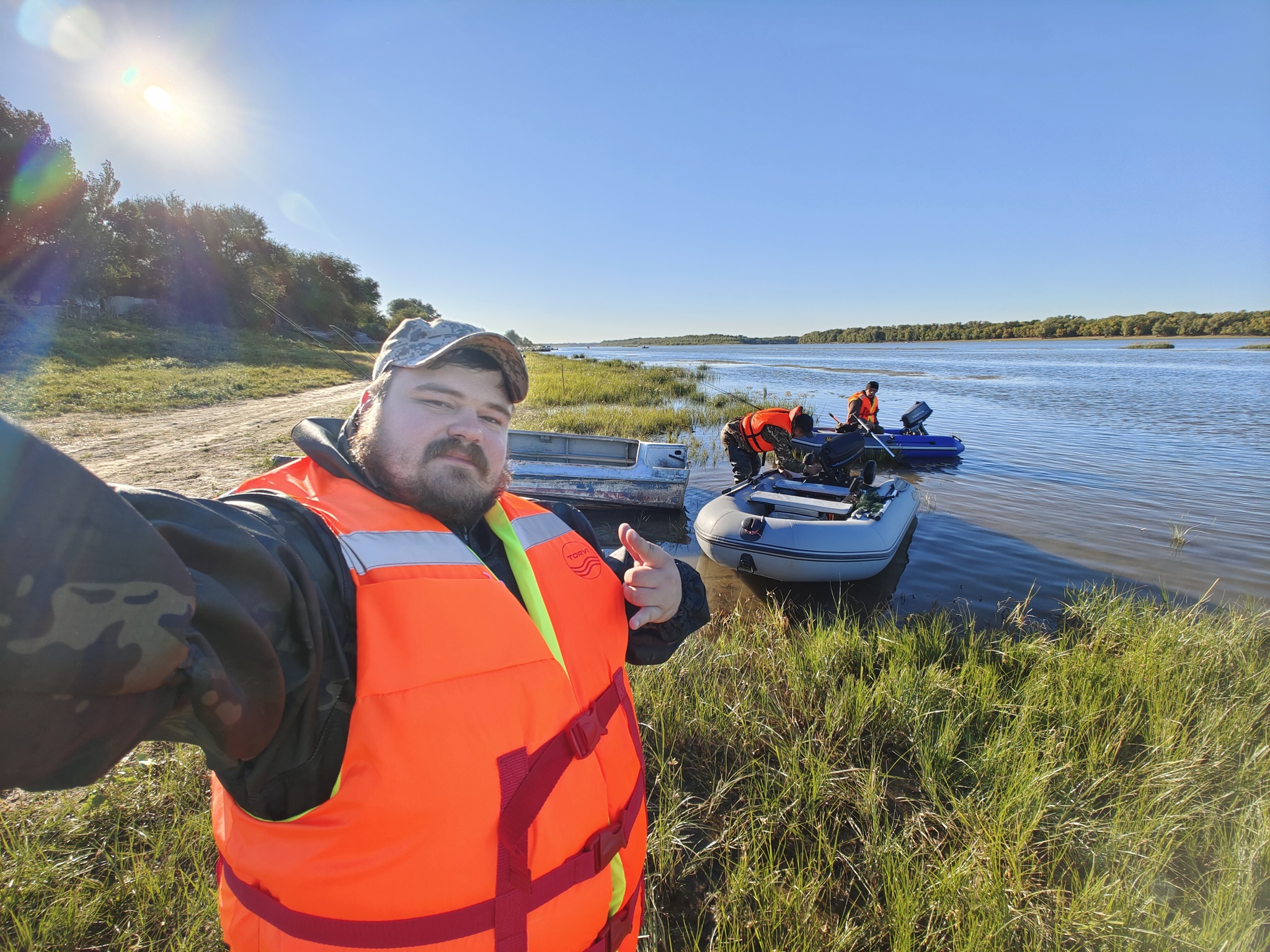 Caught fish in Selitrennoe - My, Mobile photography, Nature, Beginning photographer, Sunrise, Fishing, Travels, Travel across Russia, Longpost, A fish, Fish perch, Bream, Perch