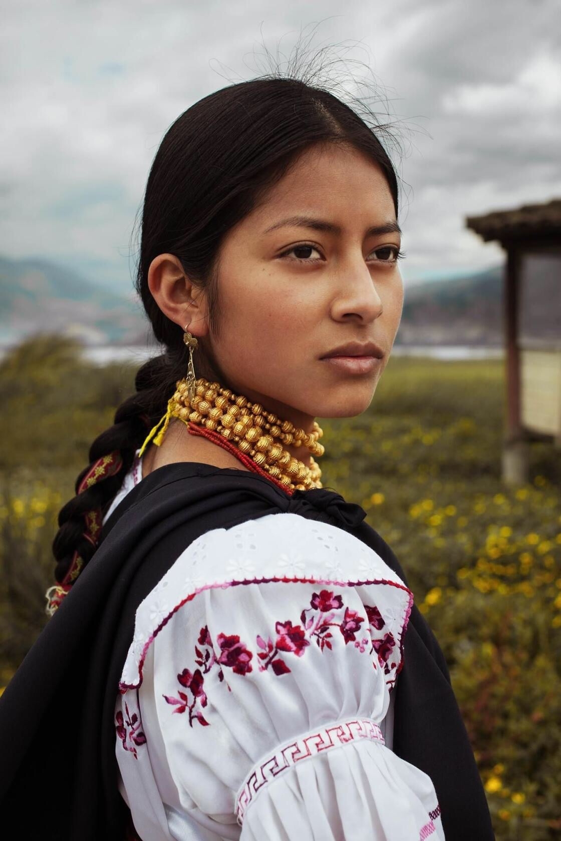 Красивые девушки из Эквадора (подборка из 5 фото)