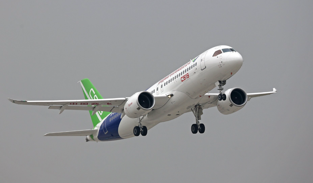 Chinese medium-haul aircraft COMAC 919 received a certificate at a ceremony in Beijing - China, Technologies, Technics, Airplane, Import substitution