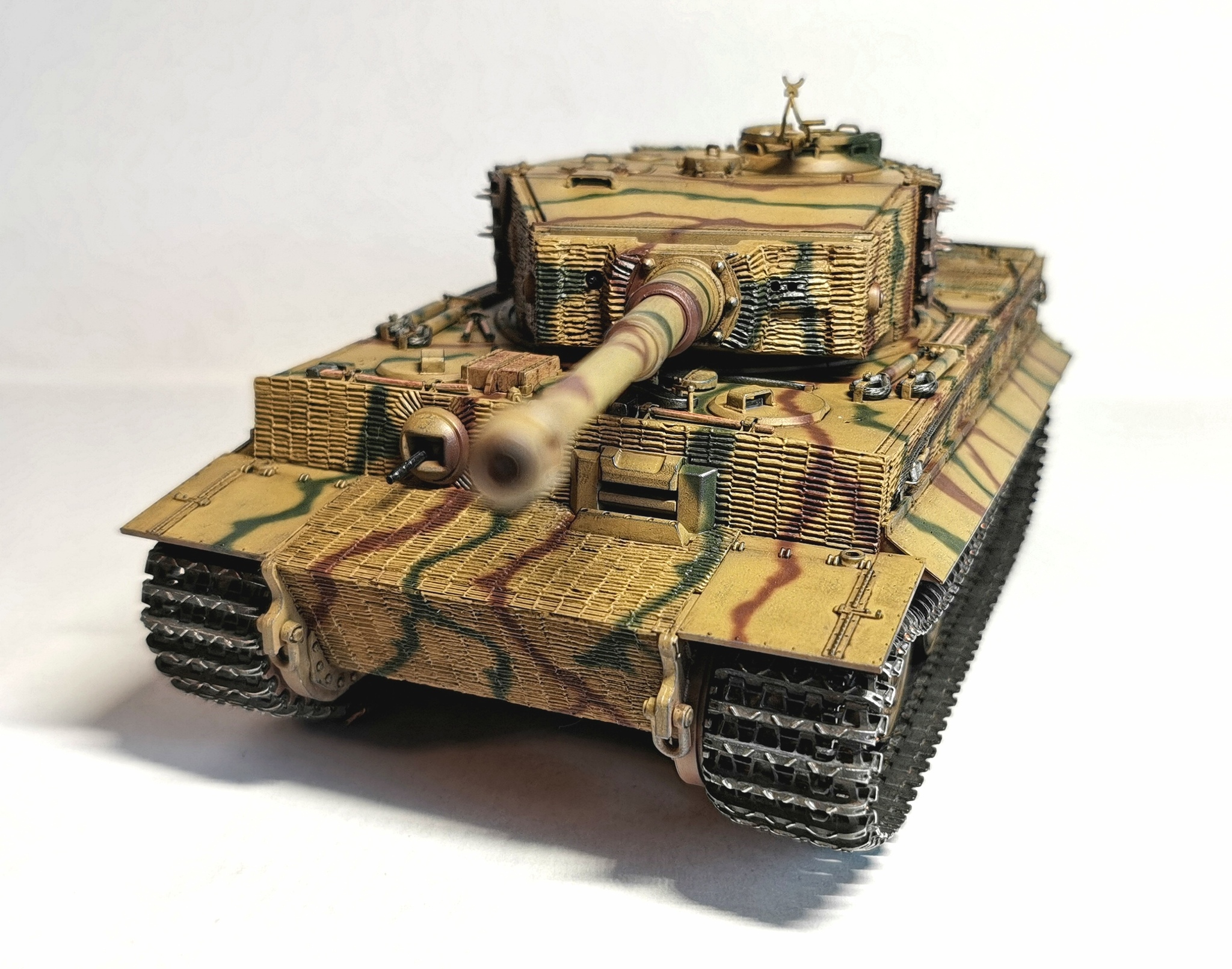 German heavy tank Pz.Kpfw.VI Ausf.E Tiger, 1:35, Dragon - My, Stand modeling, The Second World War, Tiger, 1:35, The Dragon, Tanks, Longpost