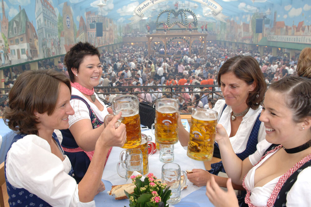 Oktoberfest 2022) - Oktoberfest, 2022, Girls, Beer, Longpost, Boobs