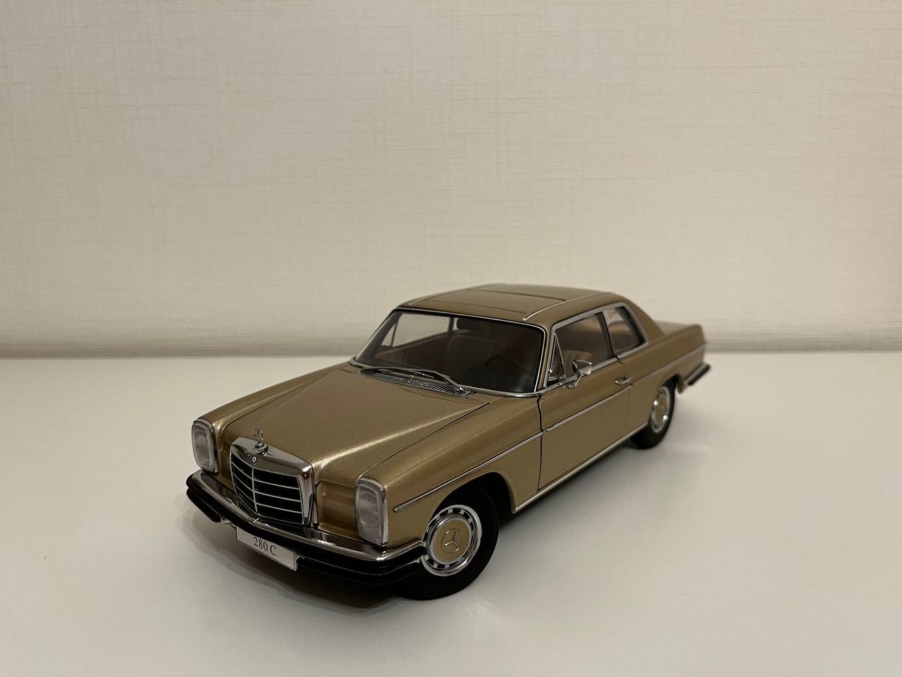 Mercedes 280c или /8 - Моё, Коллекция, Модели, Масштабная модель, Мерседес, Моделизм