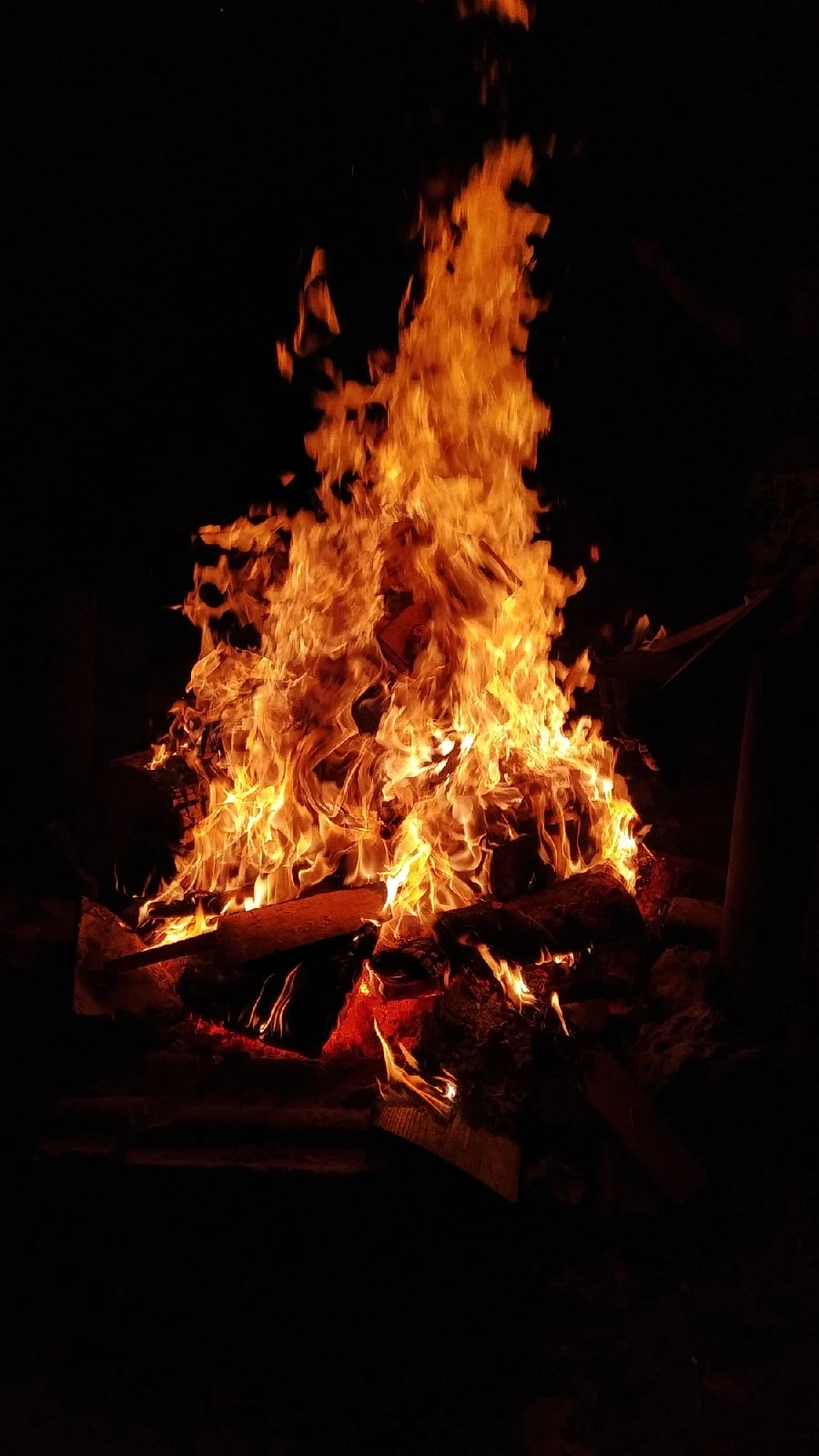 Once such a booze has gone - The photo, Mobile photography, Flame, Bonfire, Longpost