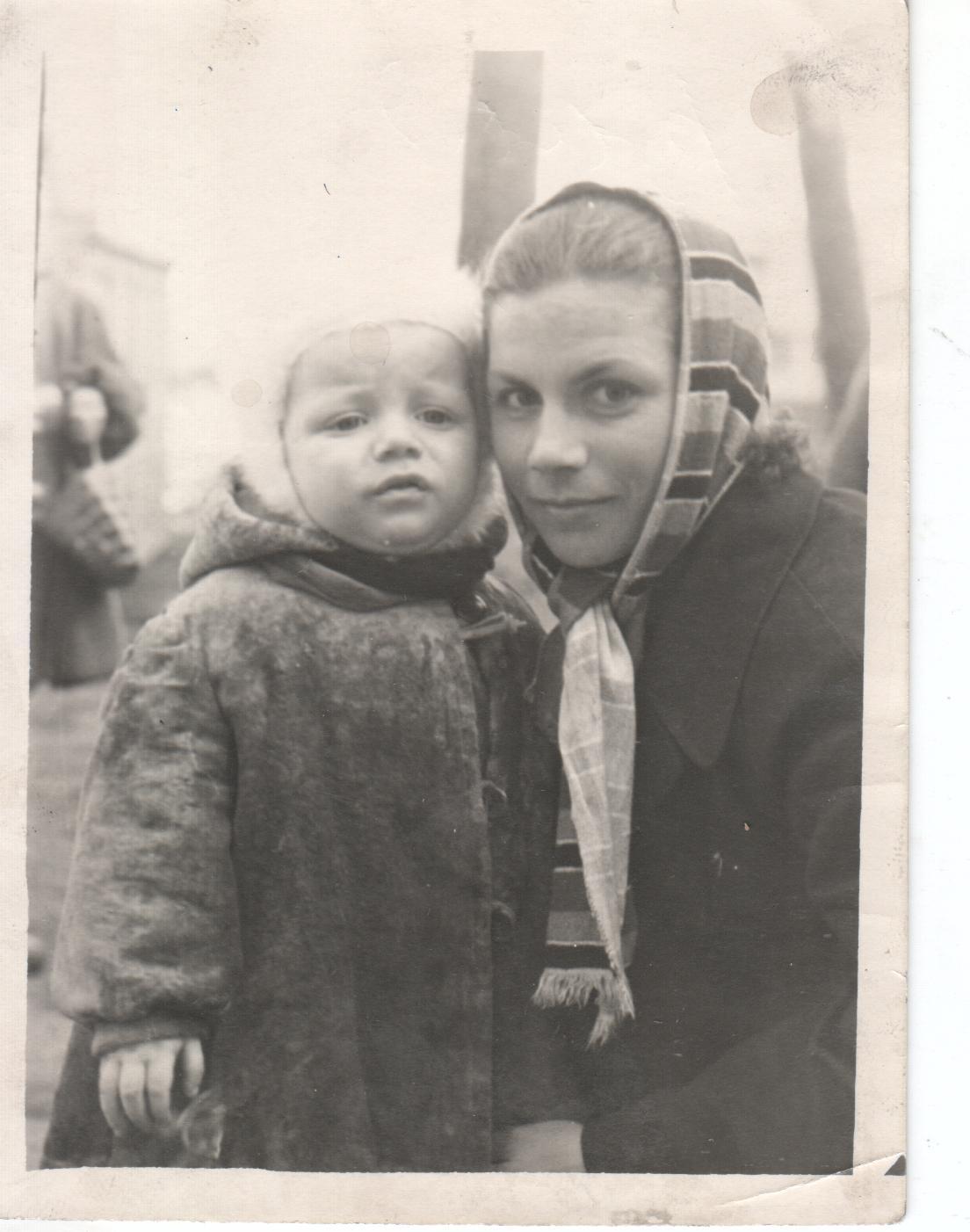 My mother and I .... year 1961 - My, Old photo, Retro, Children, The photo