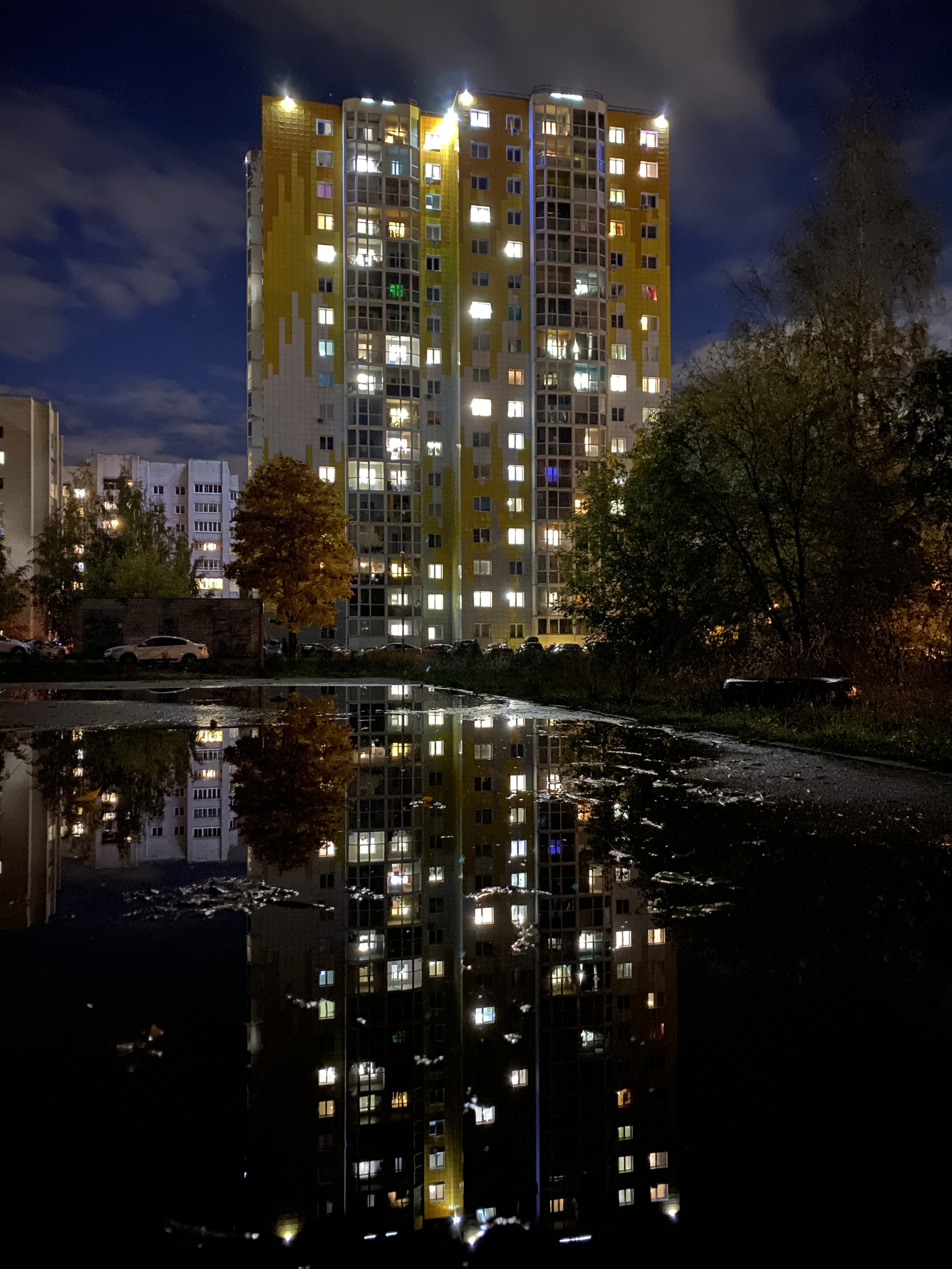 autumn night - My, Mobile photography, Autumn, Puddle, Tver, Reflection
