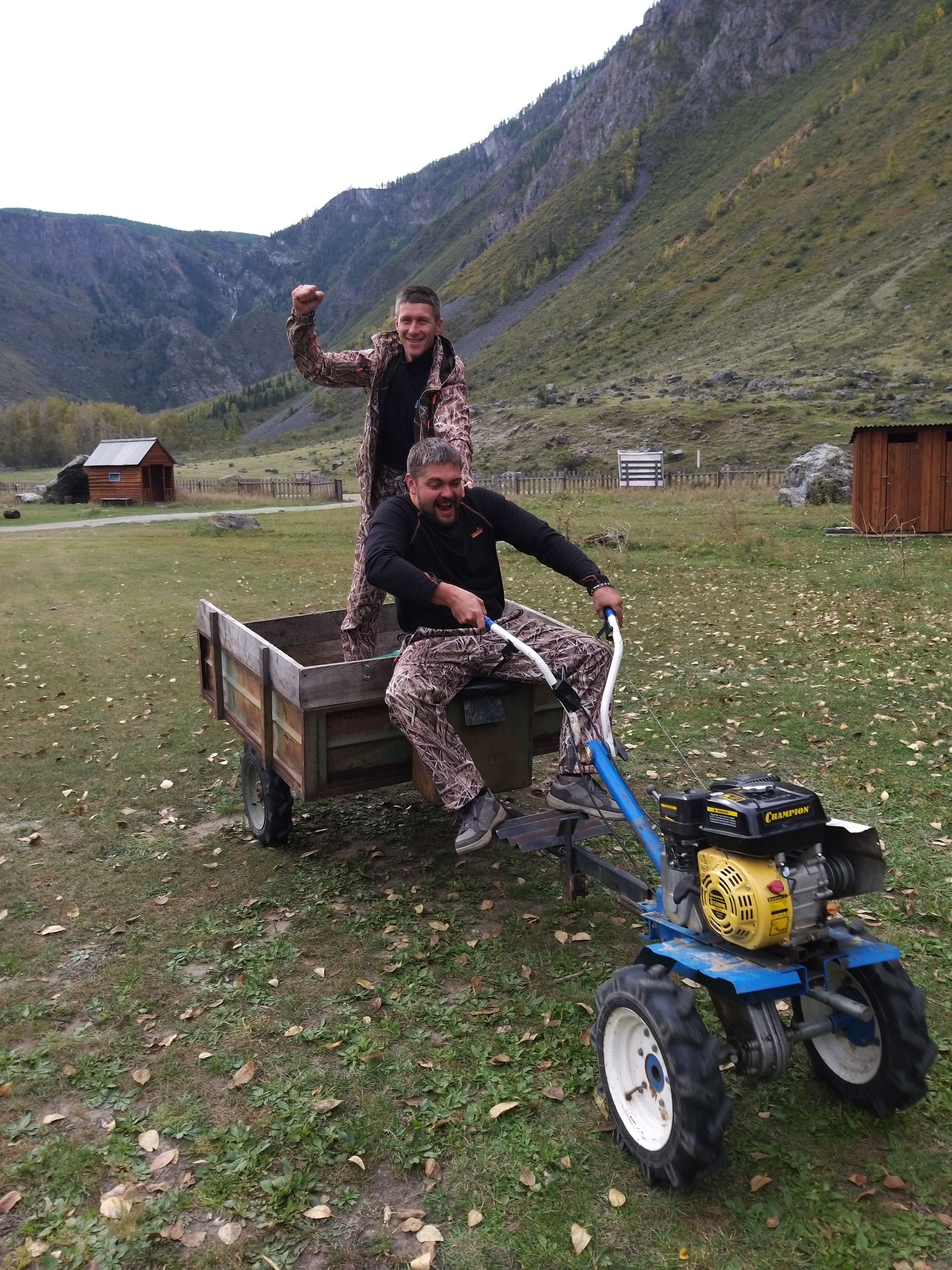 The most beautiful work (2) - My, Motorcyclists, Travels, Happiness, Ural motorcycle, French people, Tourism, Russia, Saidkar, Drive, Vacation, Eames, The mountains, Oppose, Adventures, friendship, beauty, Longpost