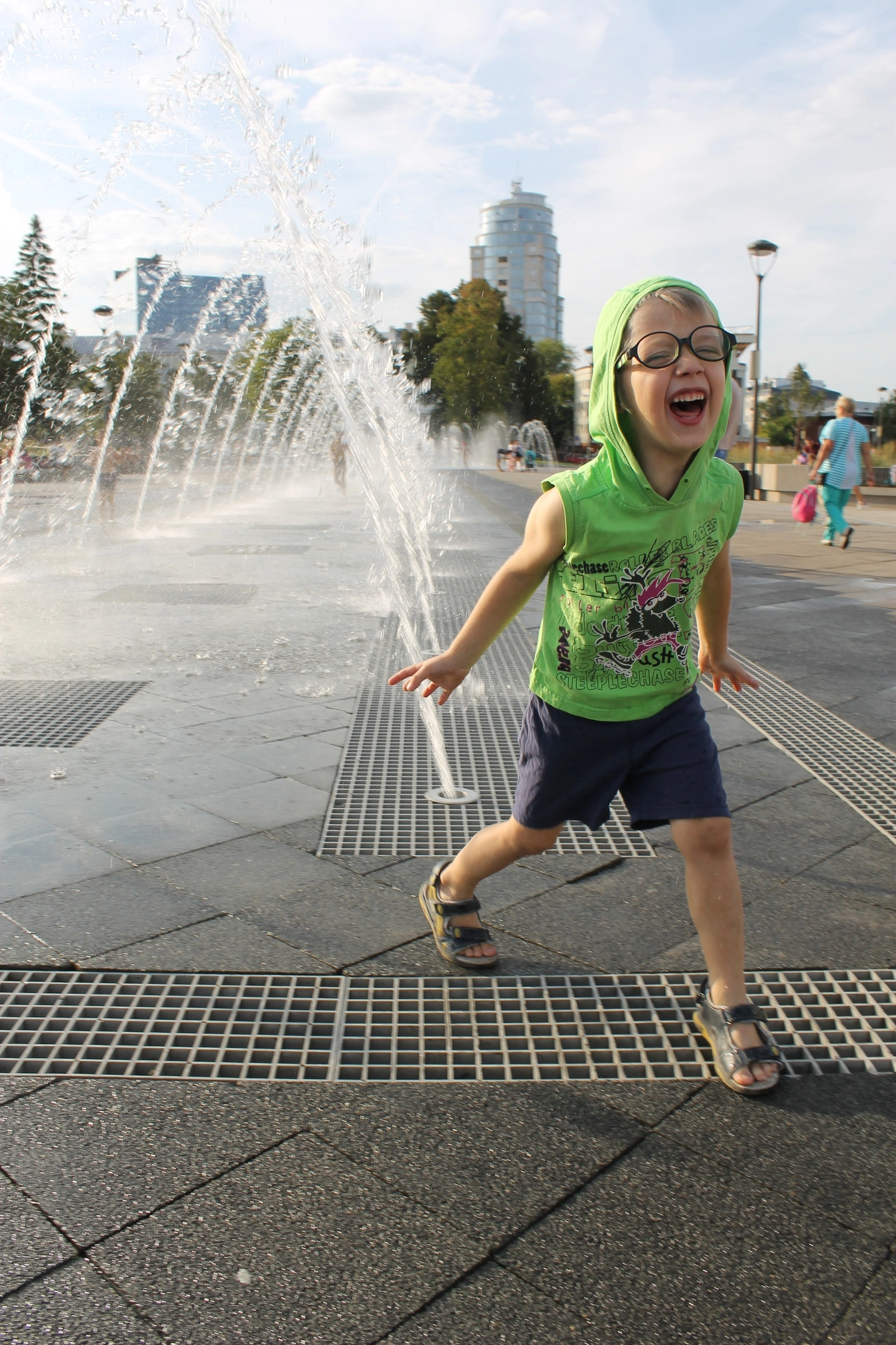 Just the joy of a bygone summer - My, Mobile photography, Summer, Fountain, Joy