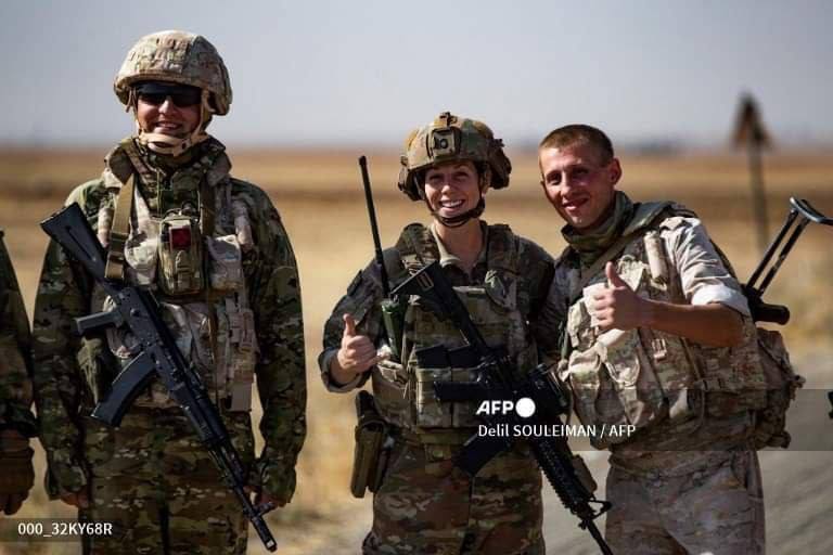 American and Russian soldiers took a photo together - US Army, Syria, Turkey, The photo, Longpost