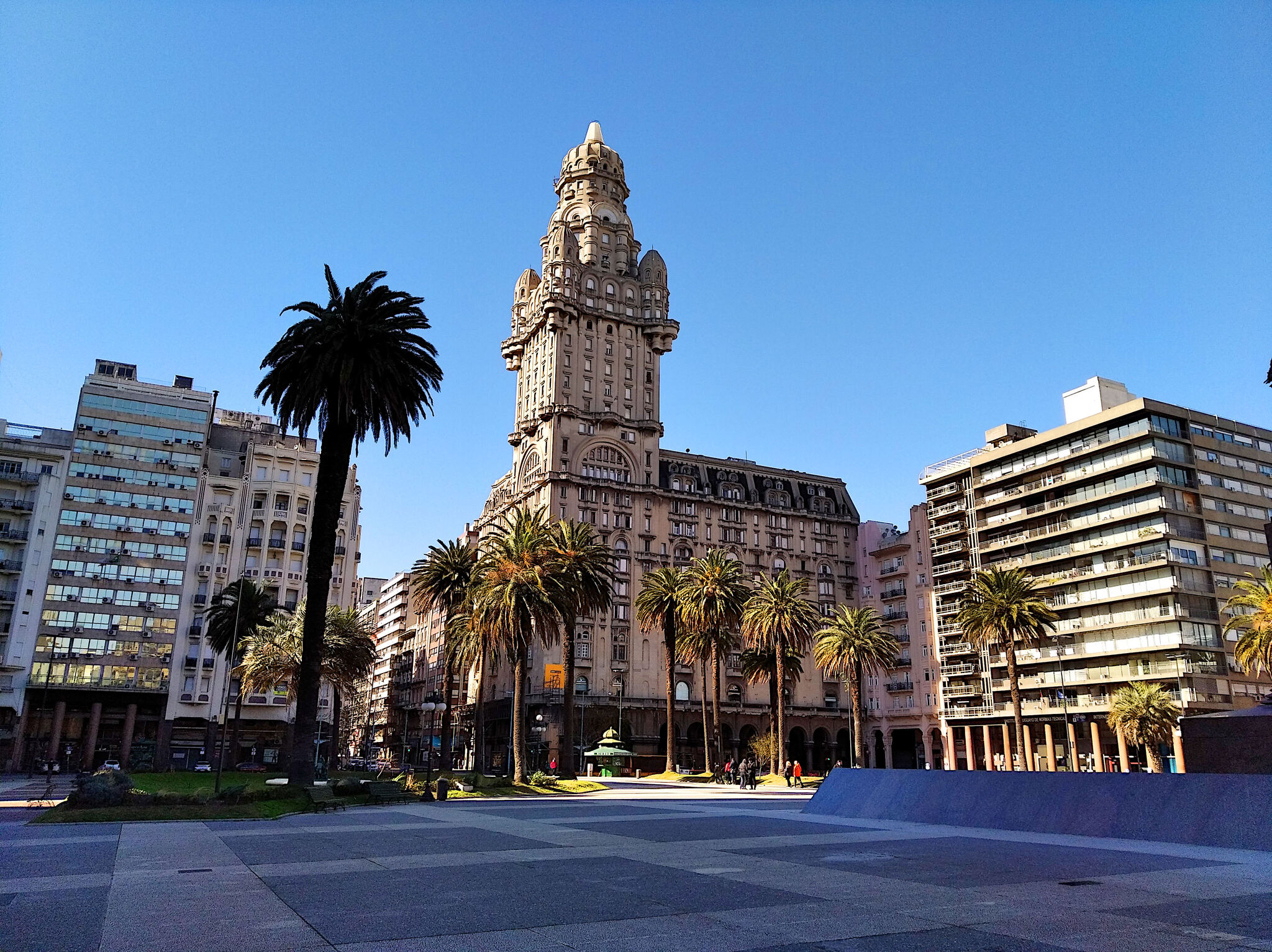 Uruguay. The homeless prevented me from taking pictures of the sights - My, Tourism, Travels, Living abroad, Uruguay, South America, Latin America, Longpost