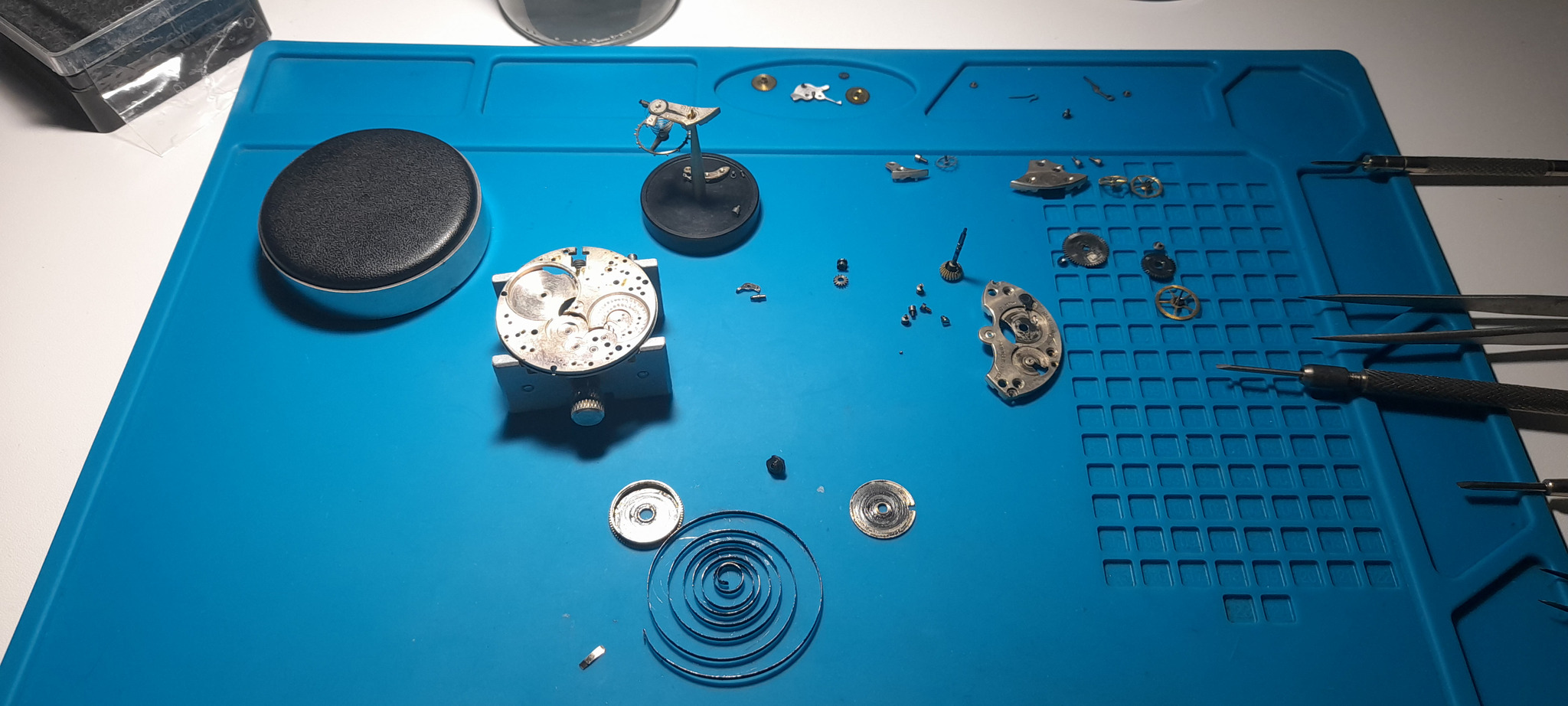 Interesting watch repair without case - My, Pocket watch, Clock, Repair, Hobby, Restoration, Joy, Video, Longpost