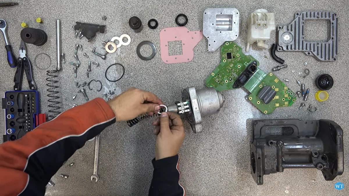 Scania hydraulic booster: how to understand when it fails? Dismantled the servo - Auto repair, Wagon, Auto, Car service, Spare parts, Breaking, Scania, Longpost