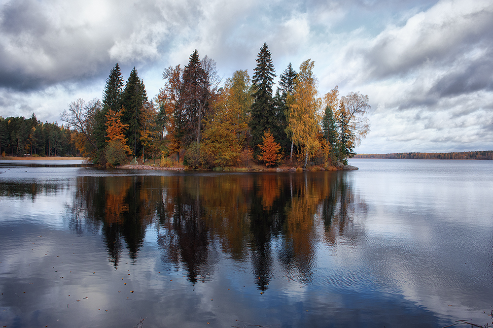 in Mon Repos. Vyborg - My, Mon Repos Park, Autumn, Vyborg, The park, The nature of Russia, Longpost