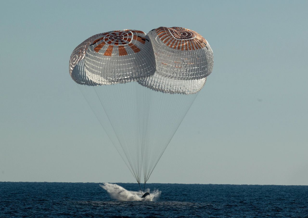 Корабль Crew Dragon 14 октября вернулся домой - SpaceX, Spacex Dragon, МКС, NASA, Пилотируемый корабль