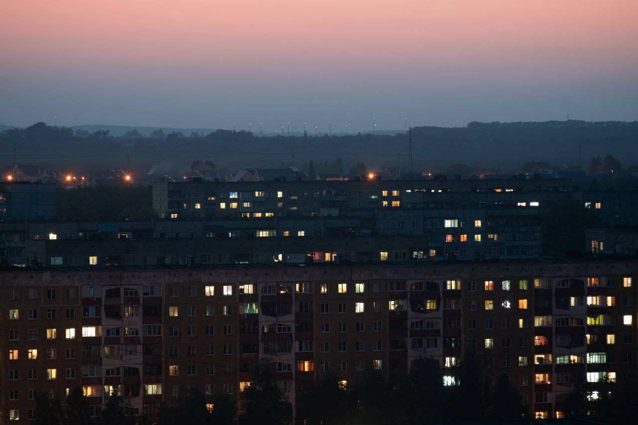 Barnaul, Industrial District - Crossposting, Pikabu publish bot, Longpost, Barnaul, The photo, Night city, Architecture, Birds