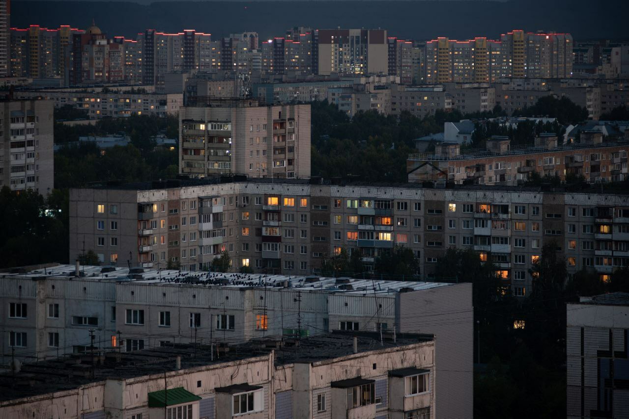 Barnaul, Industrial District - Crossposting, Pikabu publish bot, Longpost, Barnaul, The photo, Night city, Architecture, Birds