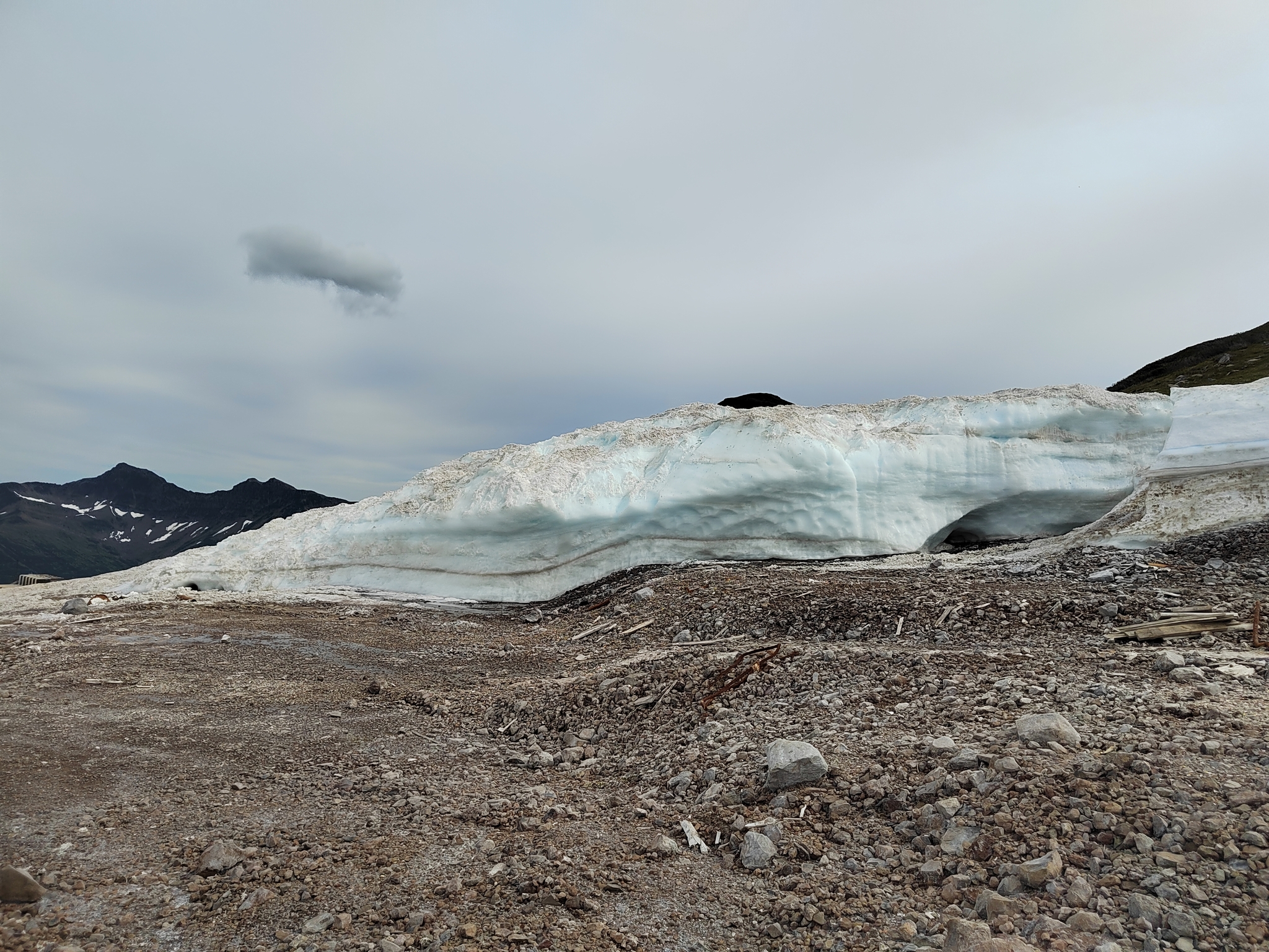 Sopka Long. Neighborhood of Mutnovskaya station. Kamchatka - My, Kamchatka, Petropavlovsk-Kamchatsky, Mutnovskaya GeoES-1, Volcano, Gorely Volcano, Vilyuchinsky volcano, The mountains, Hike, Hills, Vertex, Nature, Travels, Travel across Russia, Longpost