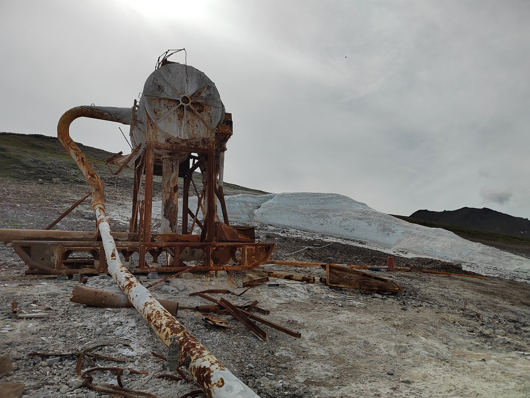 Sopka Long. Neighborhood of Mutnovskaya station. Kamchatka - My, Kamchatka, Petropavlovsk-Kamchatsky, Mutnovskaya GeoES-1, Volcano, Gorely Volcano, Vilyuchinsky volcano, The mountains, Hike, Hills, Vertex, Nature, Travels, Travel across Russia, Longpost