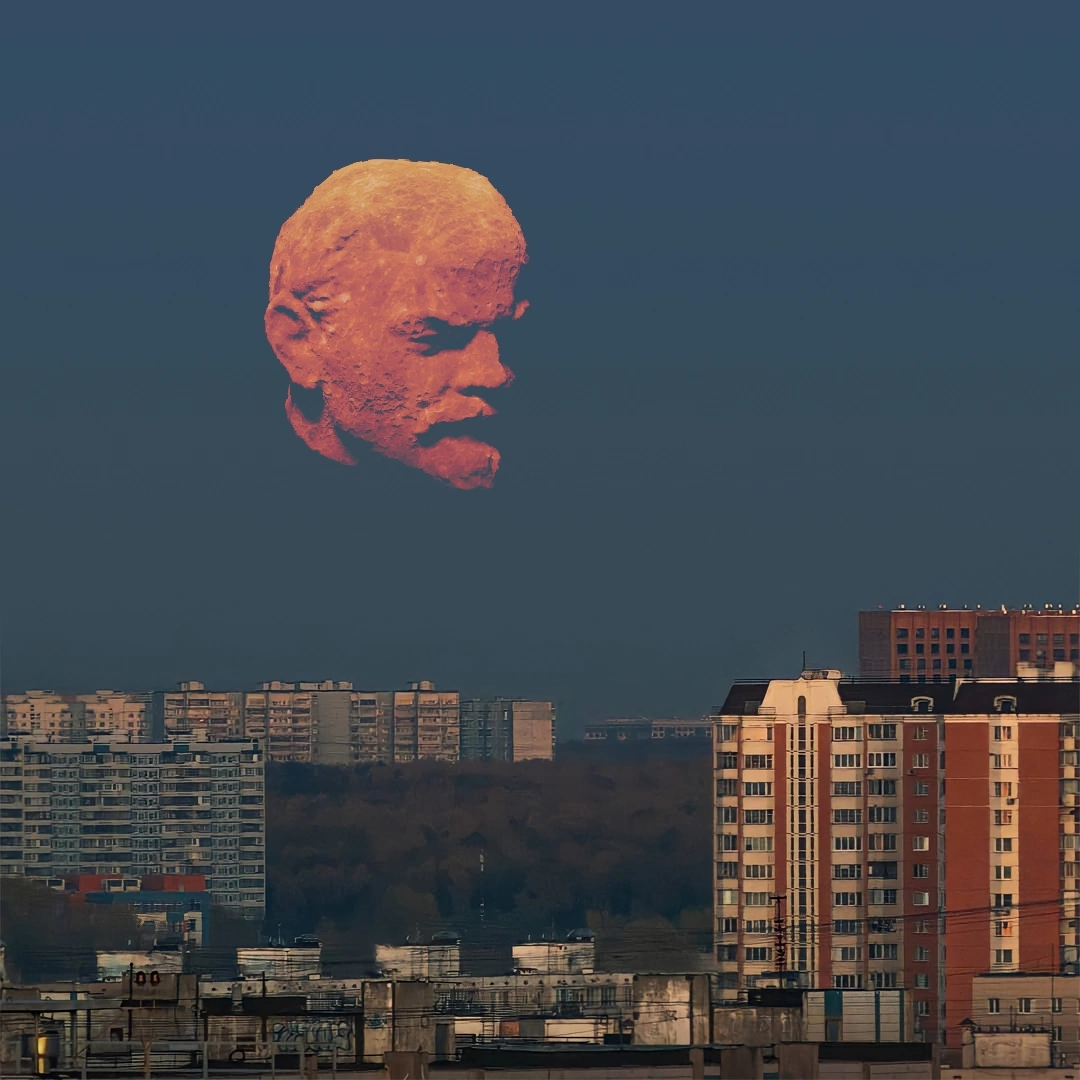 Every year on April 22 - Lenin, moon, Images, Urban environment