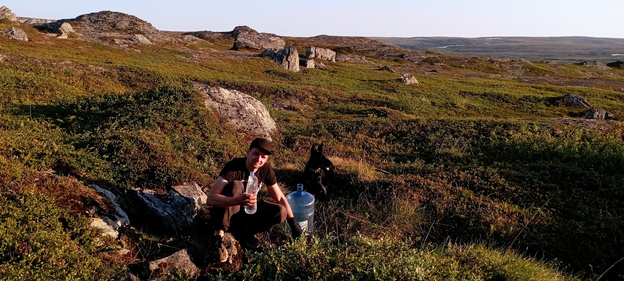 A trip to kola or the balance of the universe is observed - My, Kola Peninsula, Rybachy Peninsula, Astonishment, Travels, Find, Telephone, Longpost