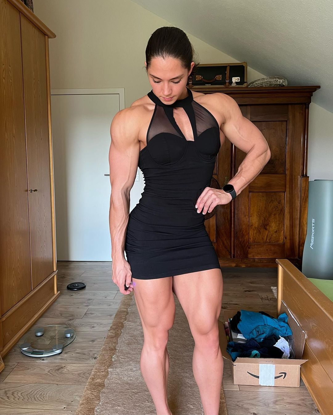 Vladislav Galagan - NSFW, Slava Galagan, Bodybuilders, Strong girl, Sports girls, Booty, Muscle, beauty, Girls, Fitness, Video, Vertical video, Soundless, Longpost, The dress