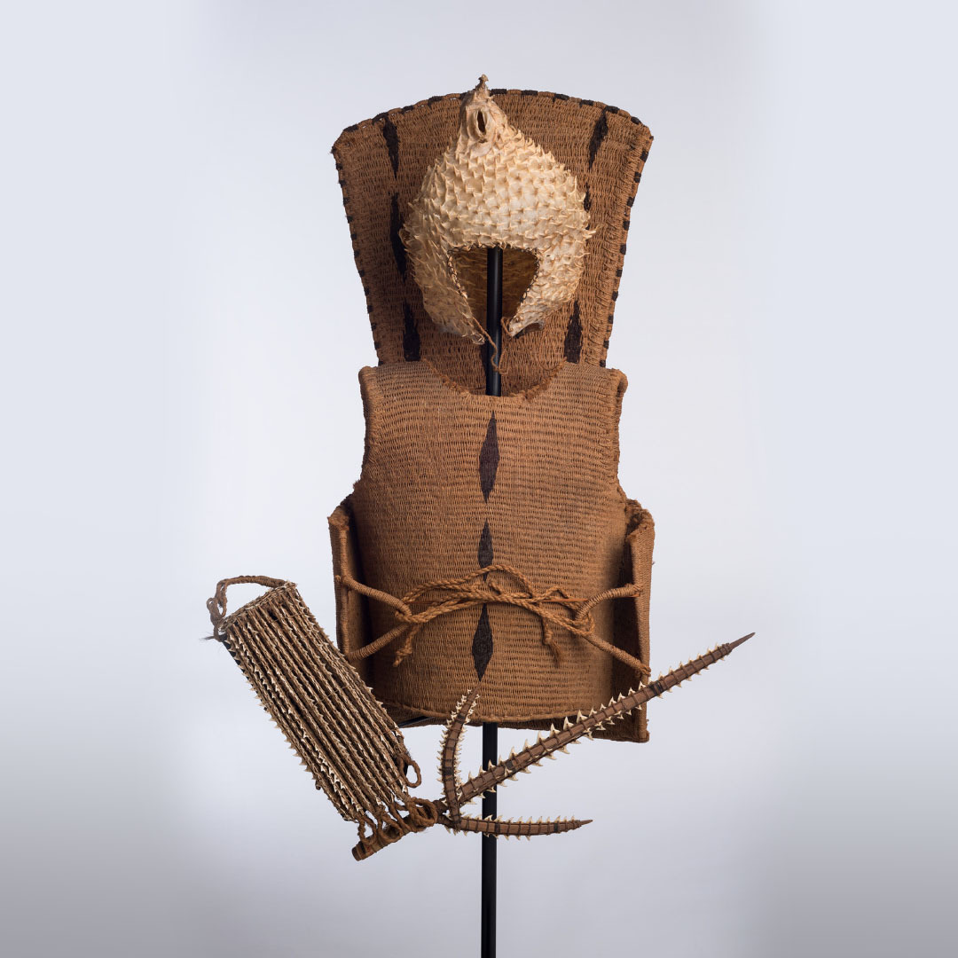 The bib is made of coconut, and the helmet is made of fish.В Armor of the Pacific Island Culture of Kiribati - My, Story, Pacific Ocean, Weapon, Longpost