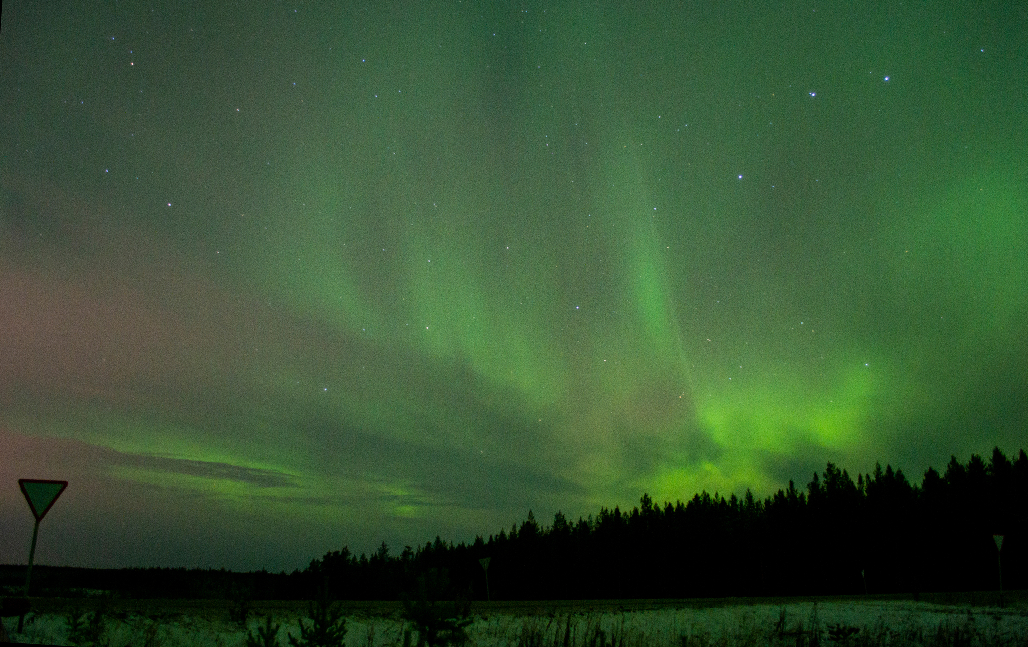 Northern north. Сосногорск Северное сияние. Республика Коми Северное сияние. Polar Lights Heart