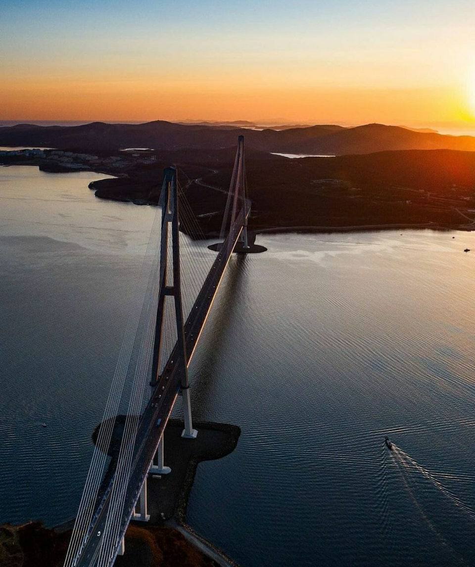 Sunrise in Vladivostok - The photo, Travels, Vladivostok, Дальний Восток, Architecture, Bridge, dawn