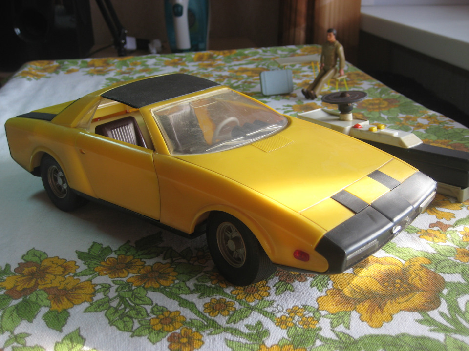 Alfetta Spider, remote control car from the GDR - the USSR, Retro, Nostalgia, Video, Longpost