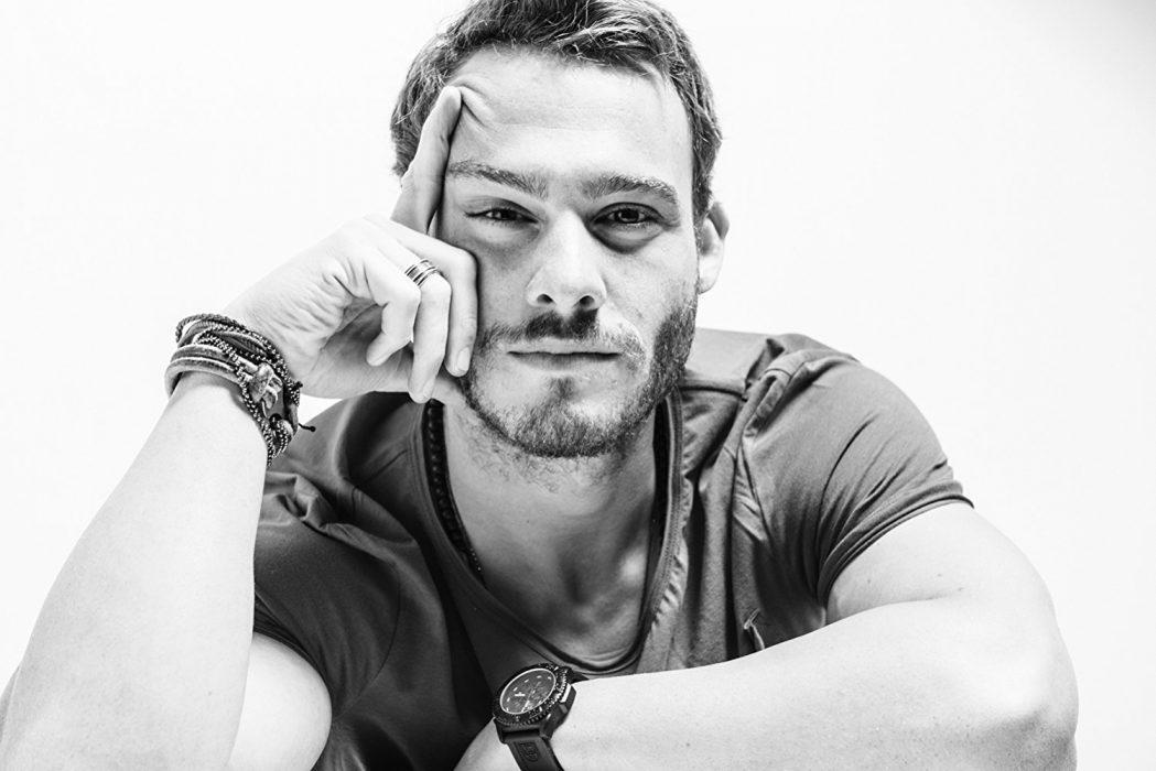 Kerem Bursin - beauty, Actors and actresses, Men, Torso, Guys, GIF