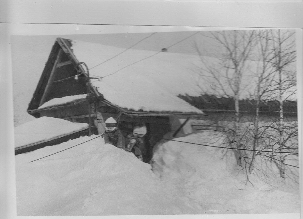 Neftegorsk. Sakhalin island - My, Daughter, Sakhalin, Old photo, Wife, Longpost, Children