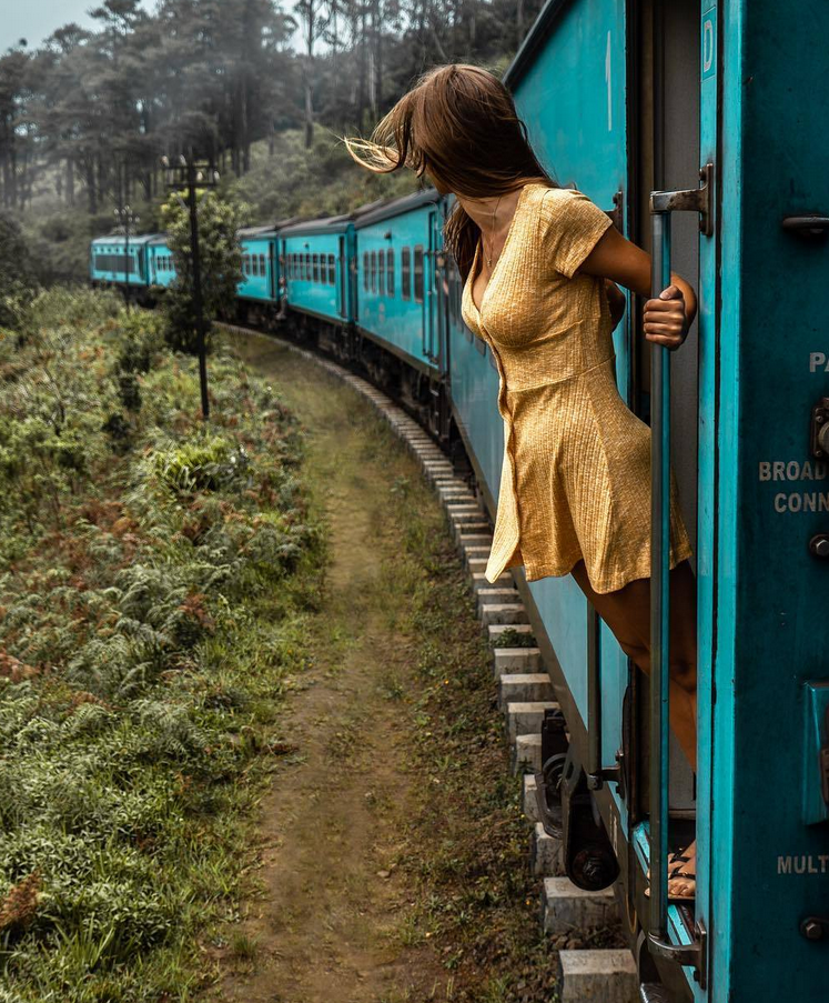 Reply to the post “What is their problem with trains?” - My, A train, Travels, Sri Lanka, Danger, Risk, Railway, India, Instagrammers, Instagram, Extreme, Reply to post, Longpost