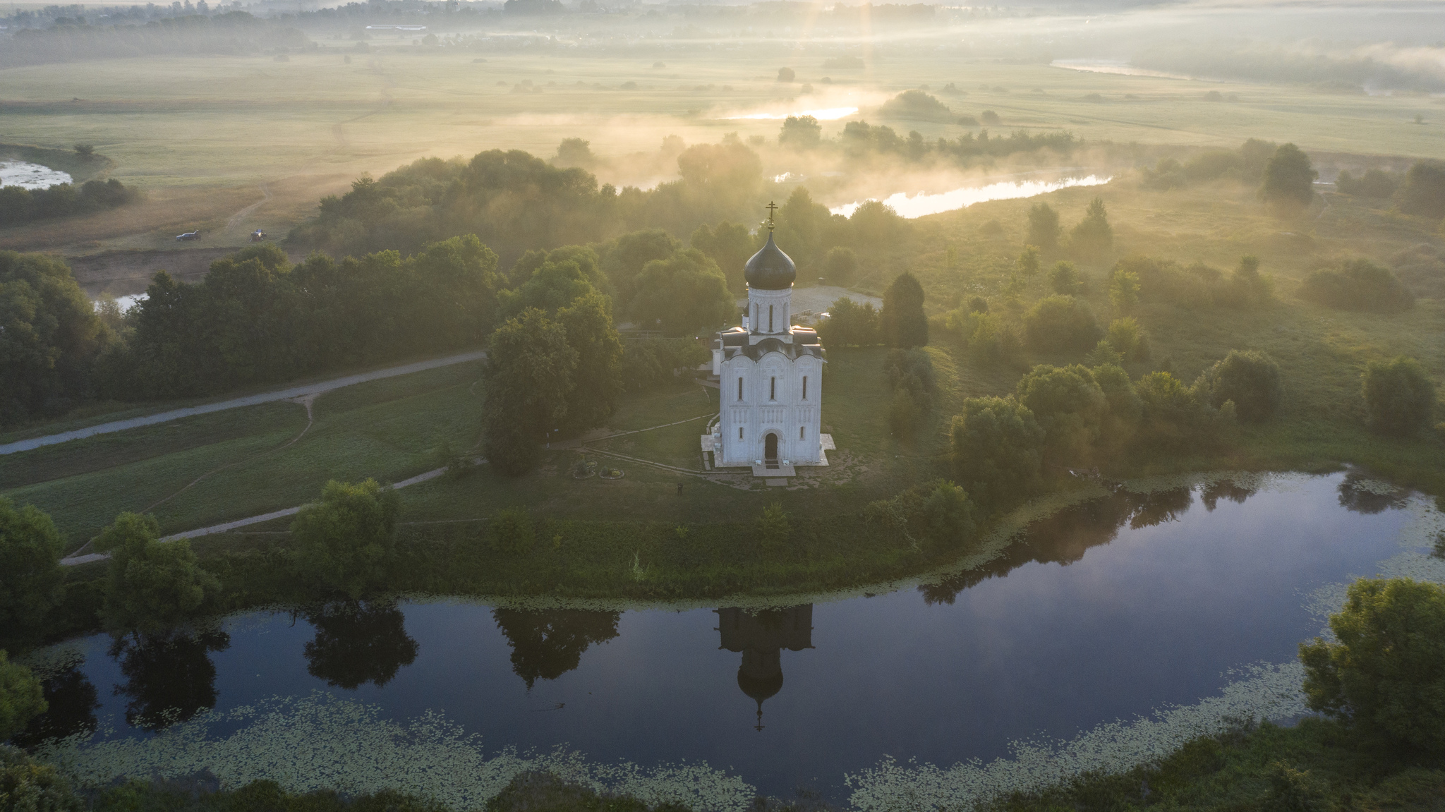 Foggy morning. Church of the Intercession on the Nerl - My, Aerial photography, Quadcopter, Drone, Morning, The photo, dawn, Fog, Church, Nature, Video, Longpost, Repeat