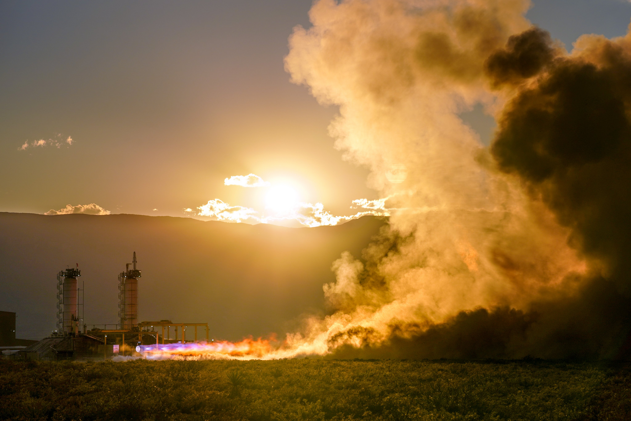 Blue Origin completes delivery of ULA flight engines for Vulcan's inaugural launch and begins ramping up production - My, Cosmonautics, Technologies, Space, Rocket launch, Be-4, Blue origin, Jeff Bezos, Ula, New Glenn, USA, Production, Factory, Rocket, Longpost