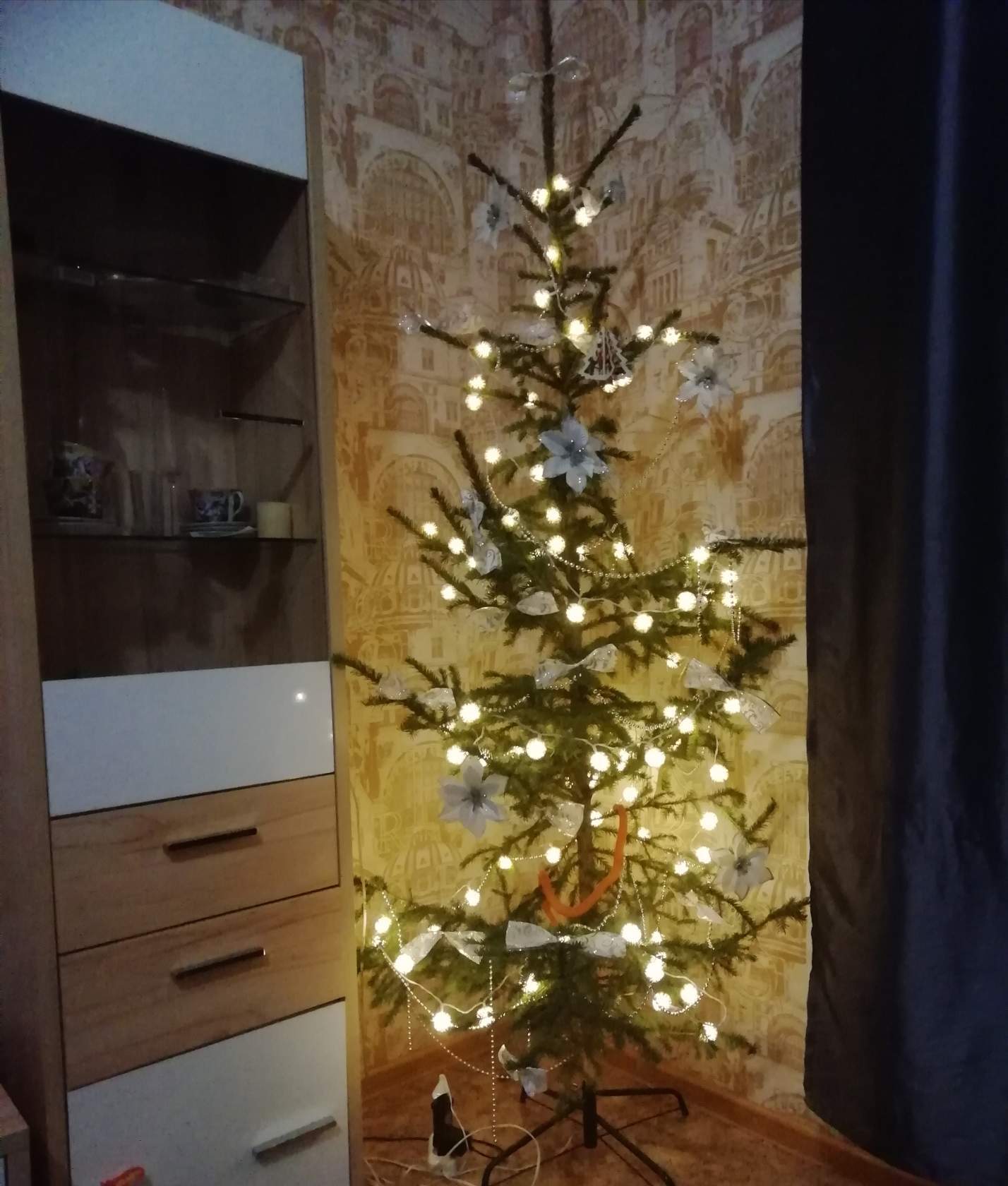 The Forest Raised a Christmas Tree - New Year, Deception, Divorce for money, Christmas tree, Need advice