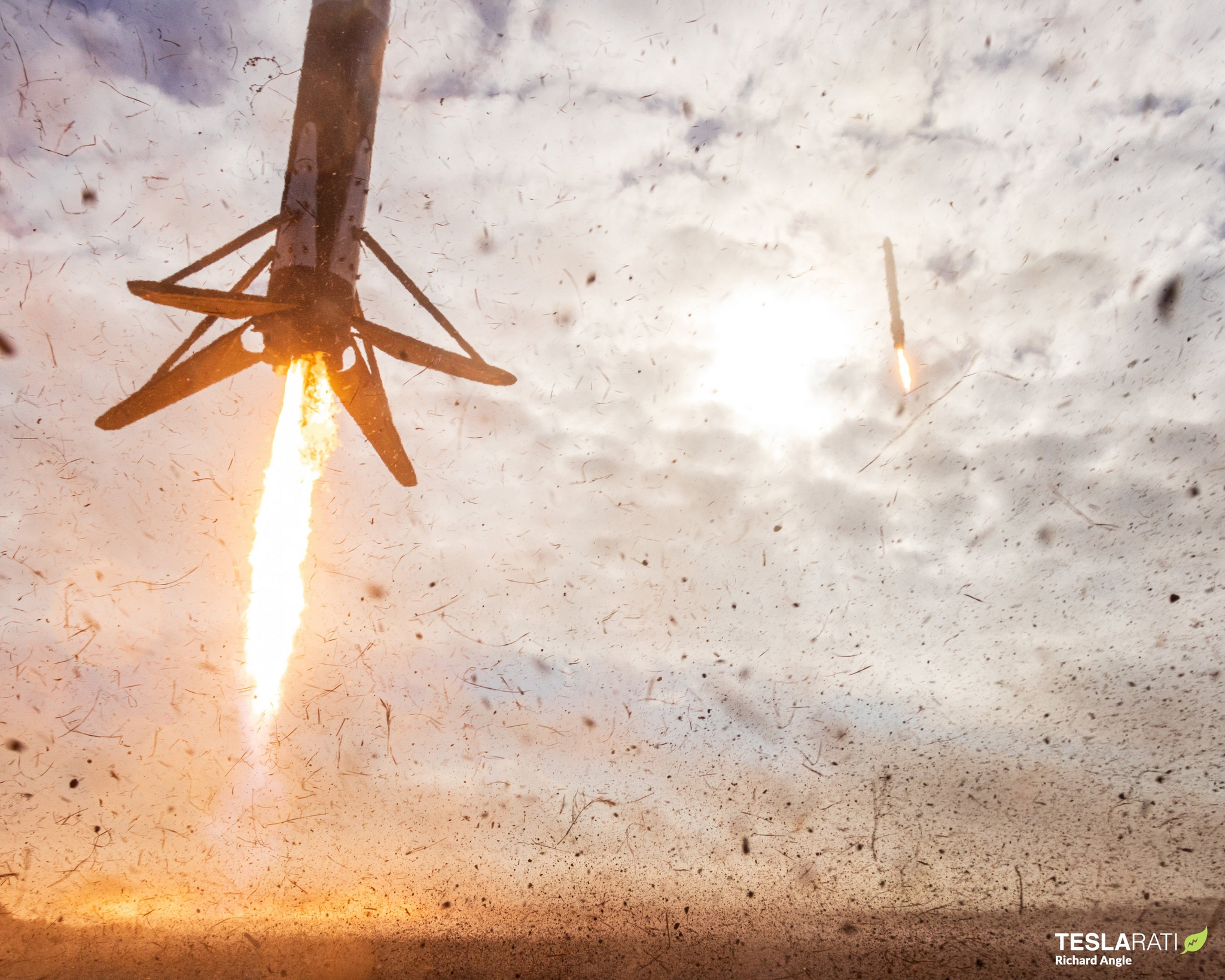 Photos from the Falcon Heavy launch - Technologies, Cosmonautics, Space, USA, Spacex, Rocket, Rocket launch, The photo, Longpost