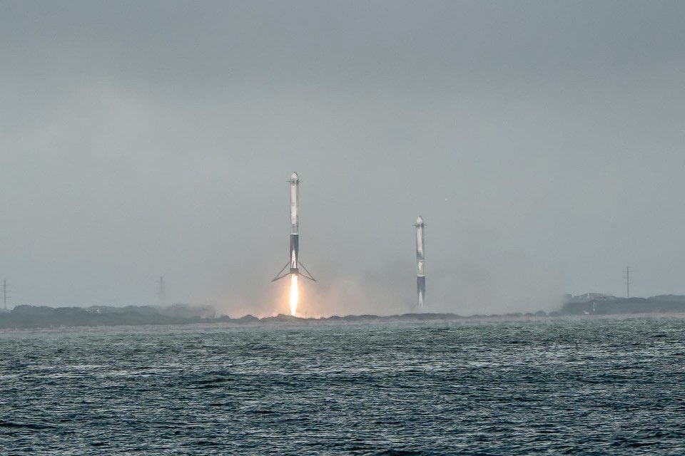 Photos from the Falcon Heavy launch - Technologies, Cosmonautics, Space, USA, Spacex, Rocket, Rocket launch, The photo, Longpost