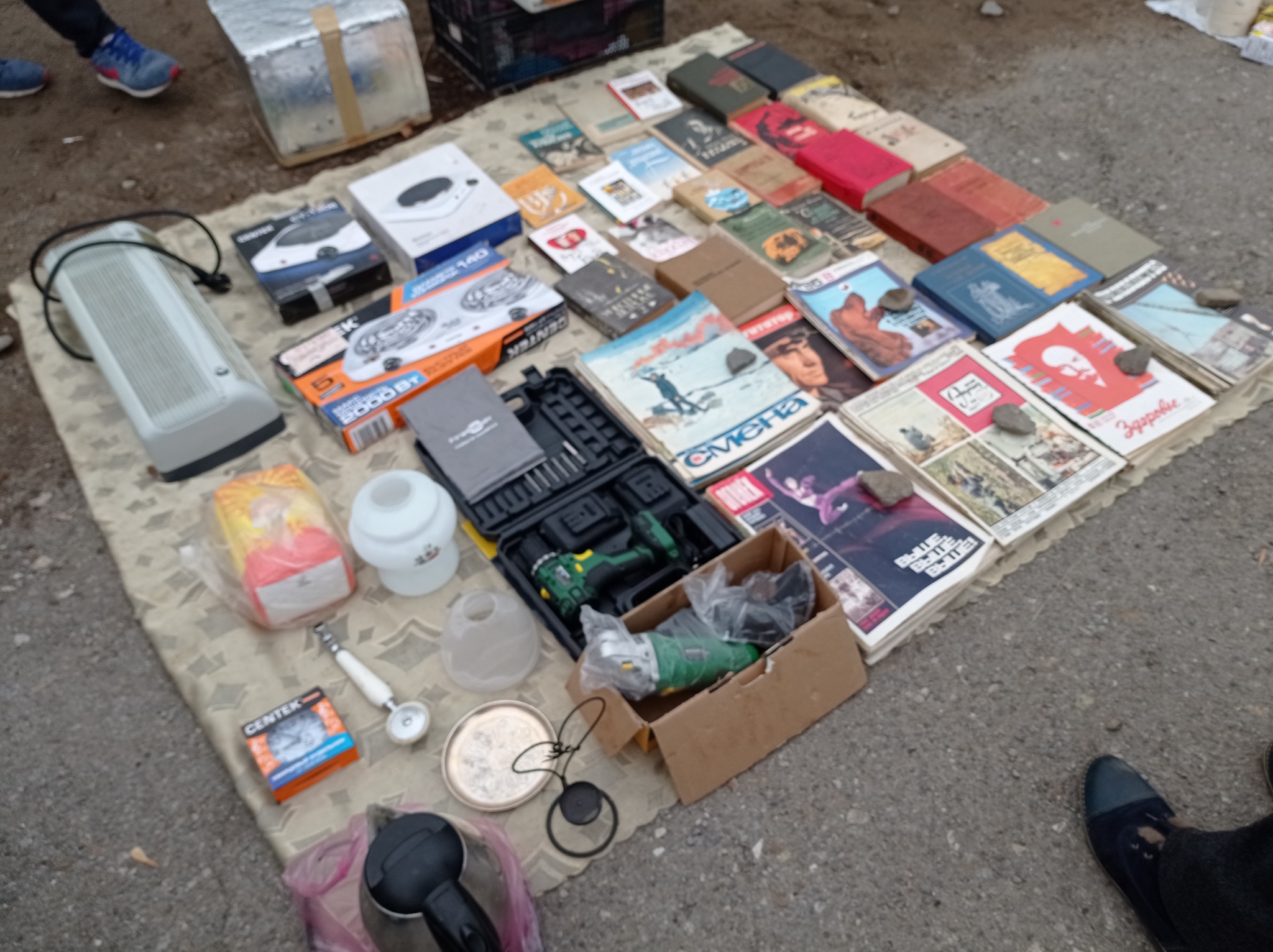 Flea market of Krasnodar! Everything is here! Even tik tokers) - My, Krasnodar, Flea market, Tools, Longpost