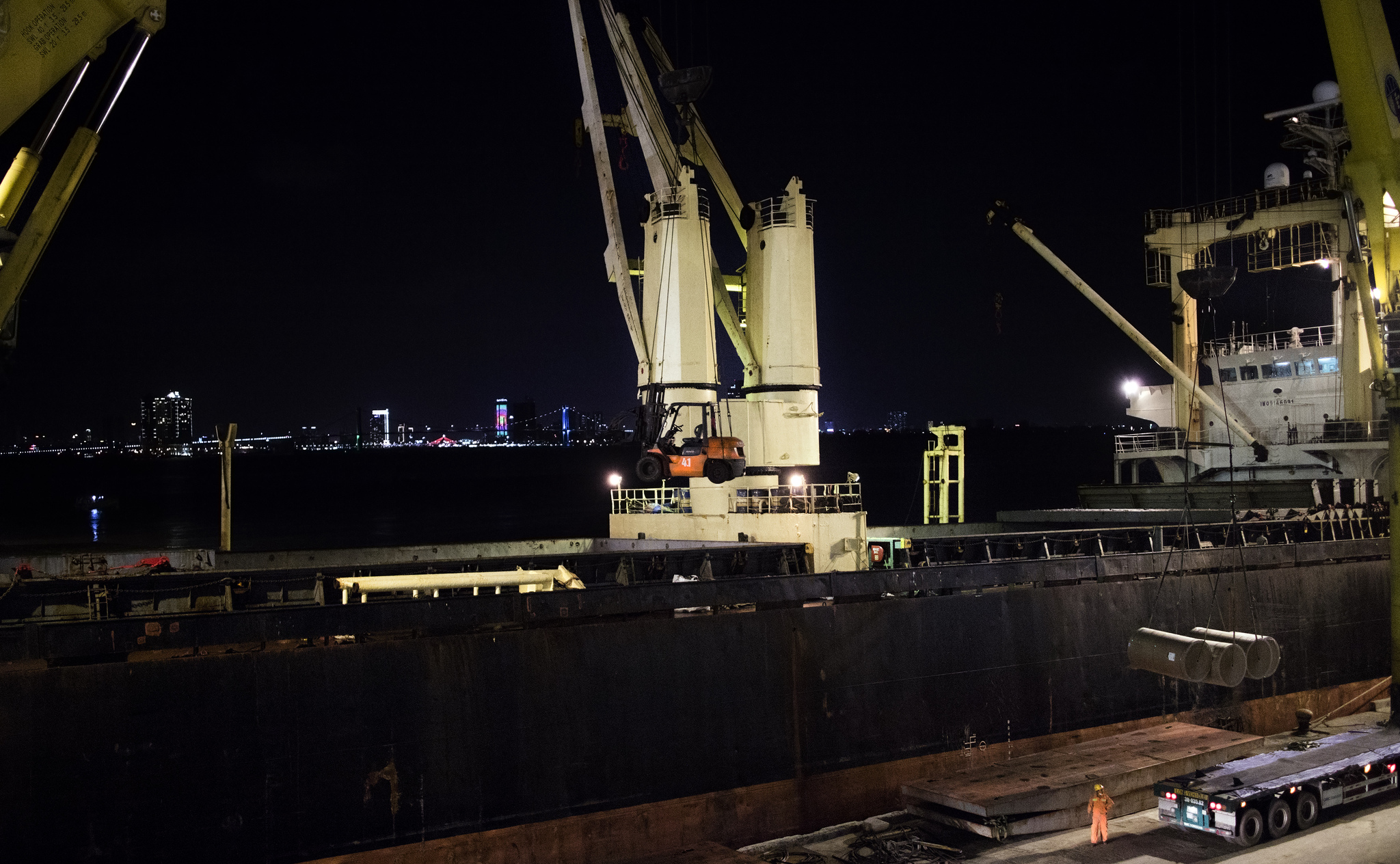 Danang port - My, Danang, Port, Tap, Bulk carrier, Vietnam, From the hands, Travels, Southeast Asia, Sea, Night, Loading, The photo, Series