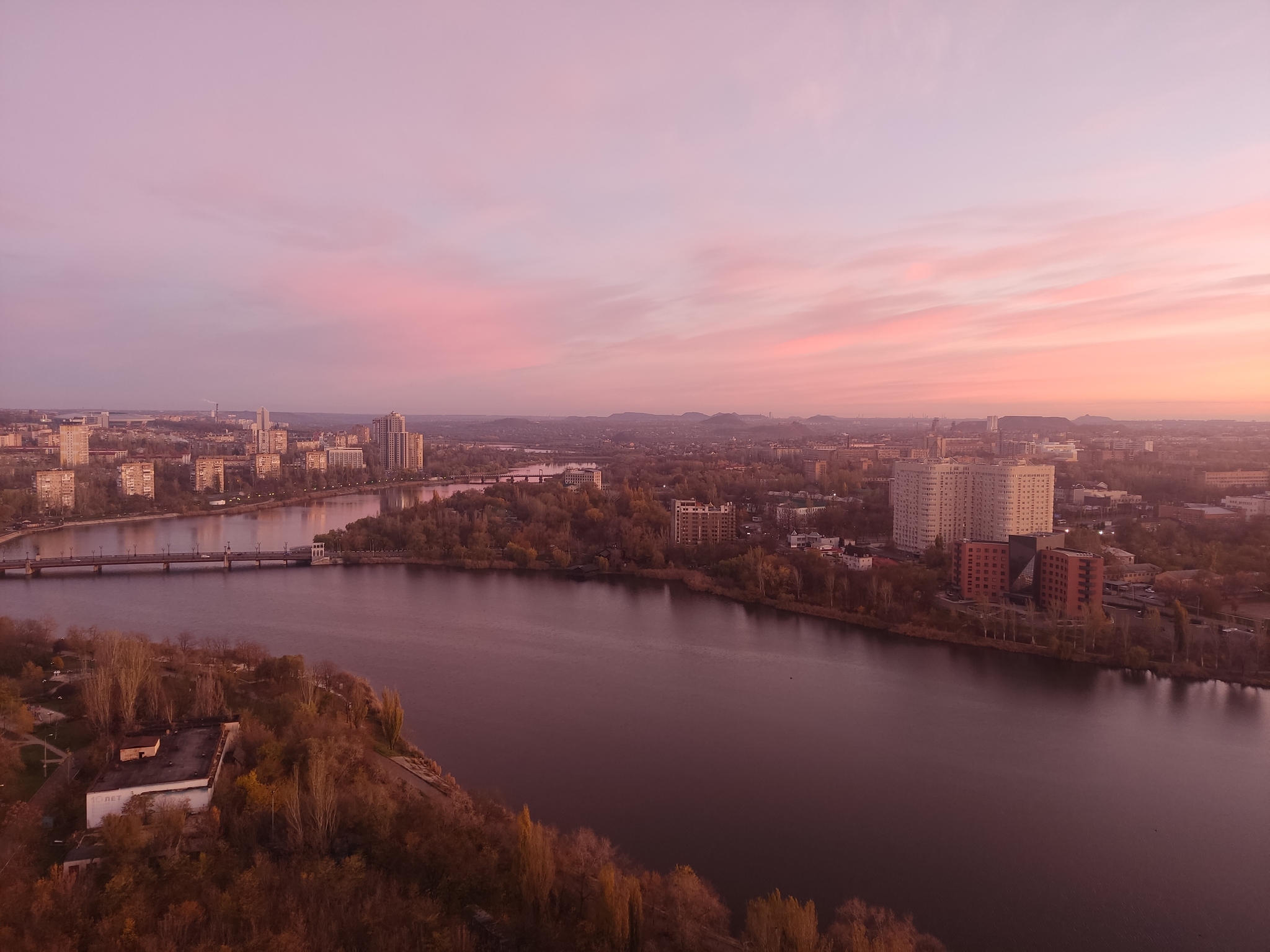 Донецк, Кальмиус - Моё, Фотография, Мобильная фотография, Город, Река, Донецк, Память, Осень, Утро, Рассвет, Длиннопост, Видео