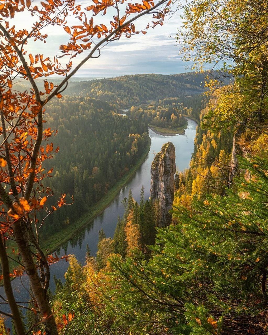 Рассвет на Усьвинских столбах - Усьвинские столбы, Усьва, Пермский край, Урал, Путешествие по России, Фотография, Осень