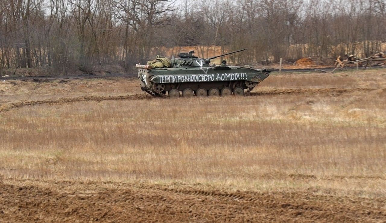 Быт бойцов СВО в военном лагере в лесу. Фото, видео, текст | Пикабу