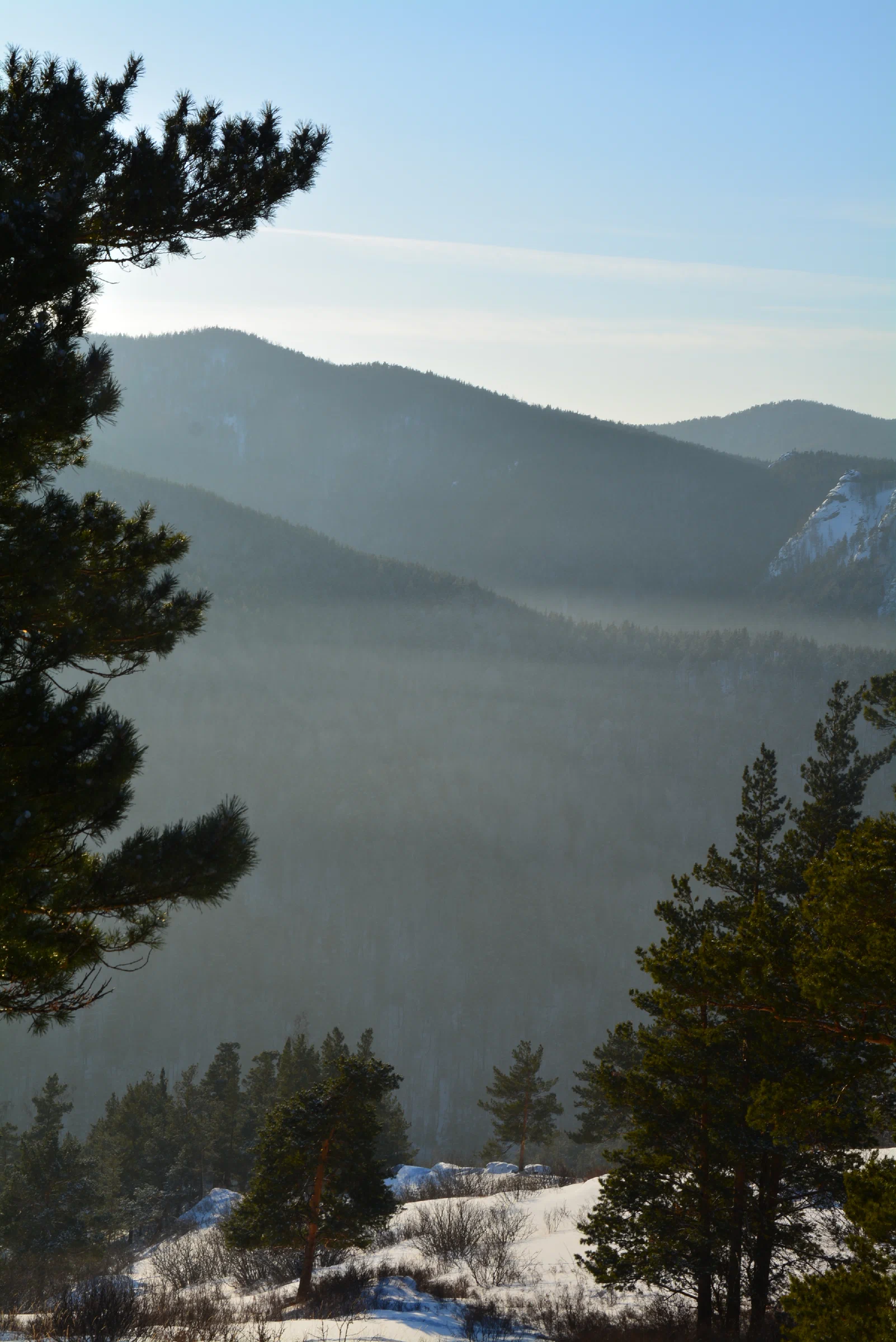 Walk on the Chinese wall. At -30 degrees - My, Siberia, Hike, Krasnoyarsk region, Krasnoyarsk pillars, Pillars reserve, Nature, freezing, Longpost, The rocks