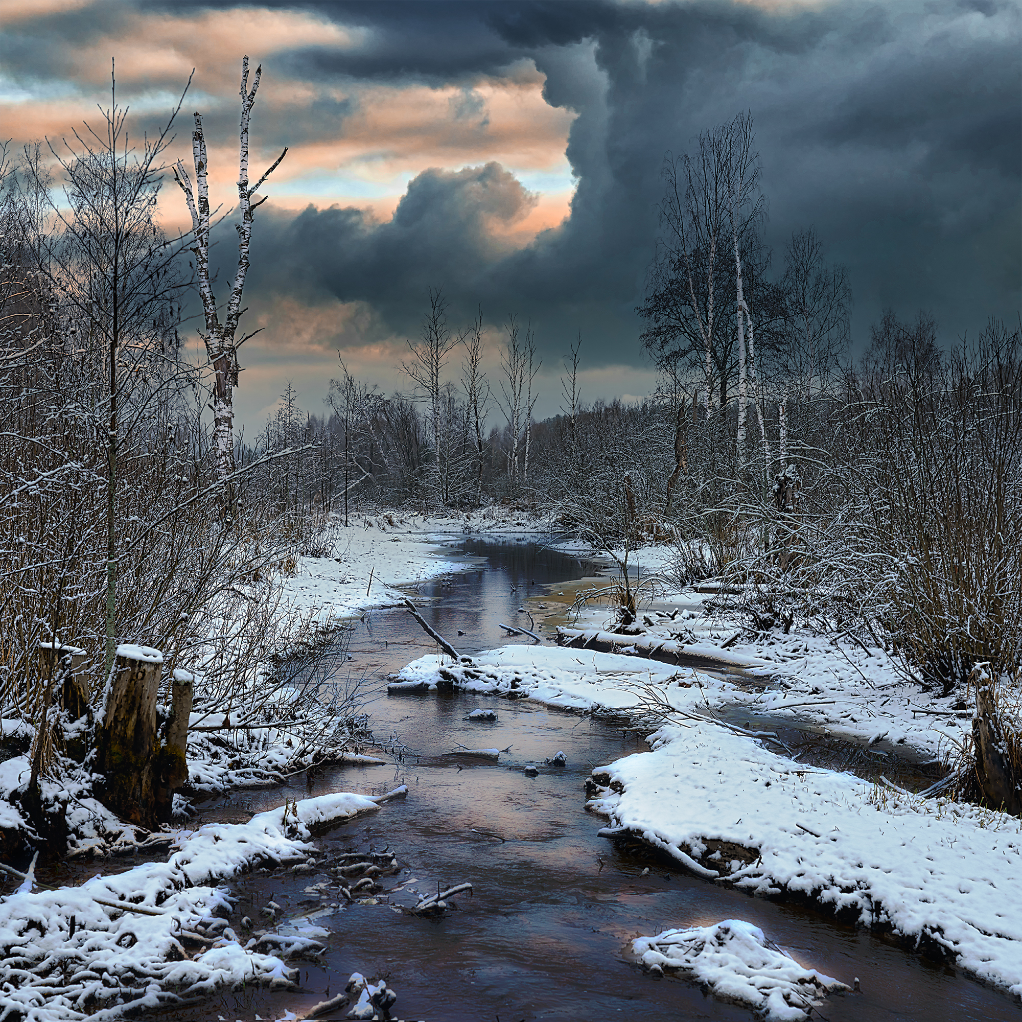 First snow on the river Zhmuchka - My, Snow, Winter, Reflection, Clouds, River, Stream, The photo