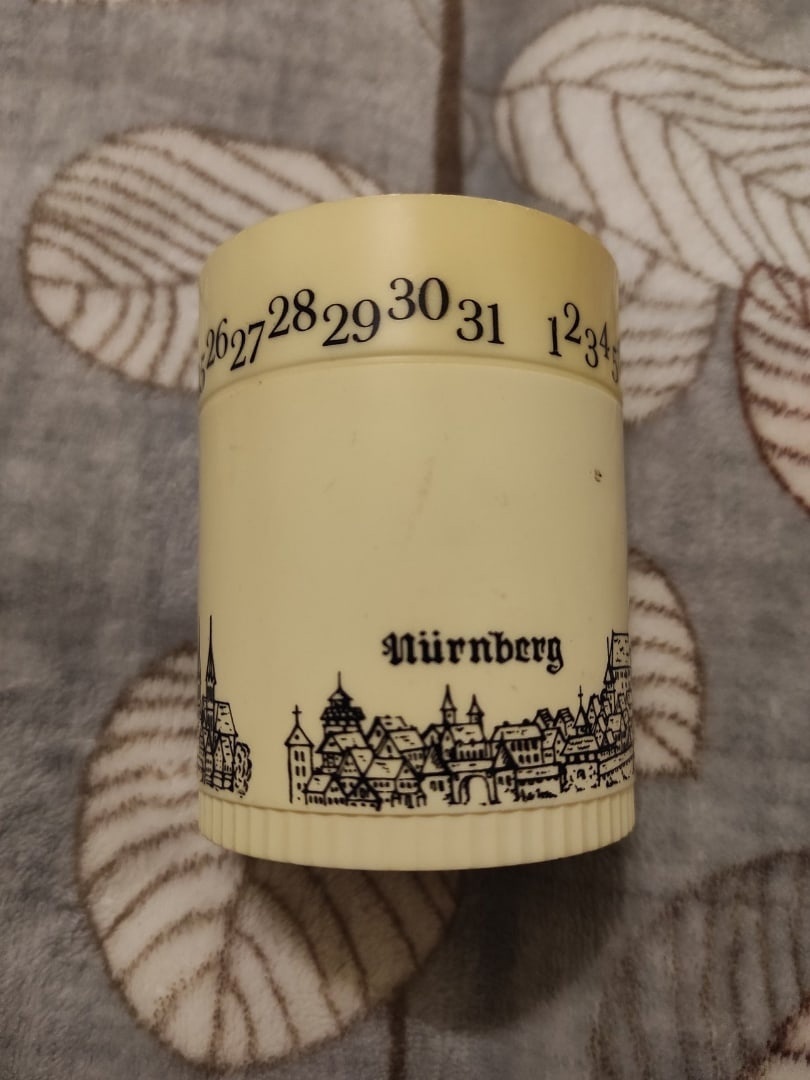 What is this plastic cylinder with numbers? - Thing, What's this?, Chancery, Pencil, Firm, Germany, Longpost, Looking for a name